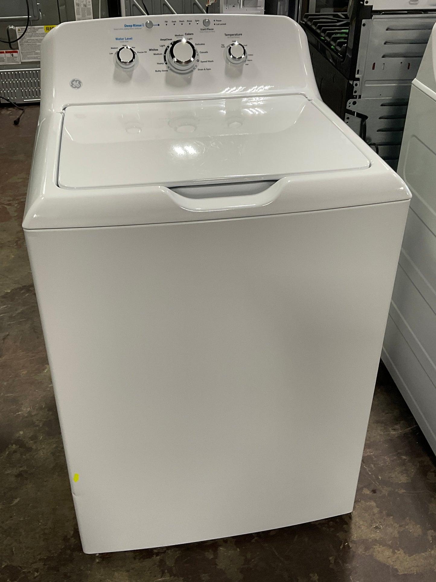 Front view, door closed