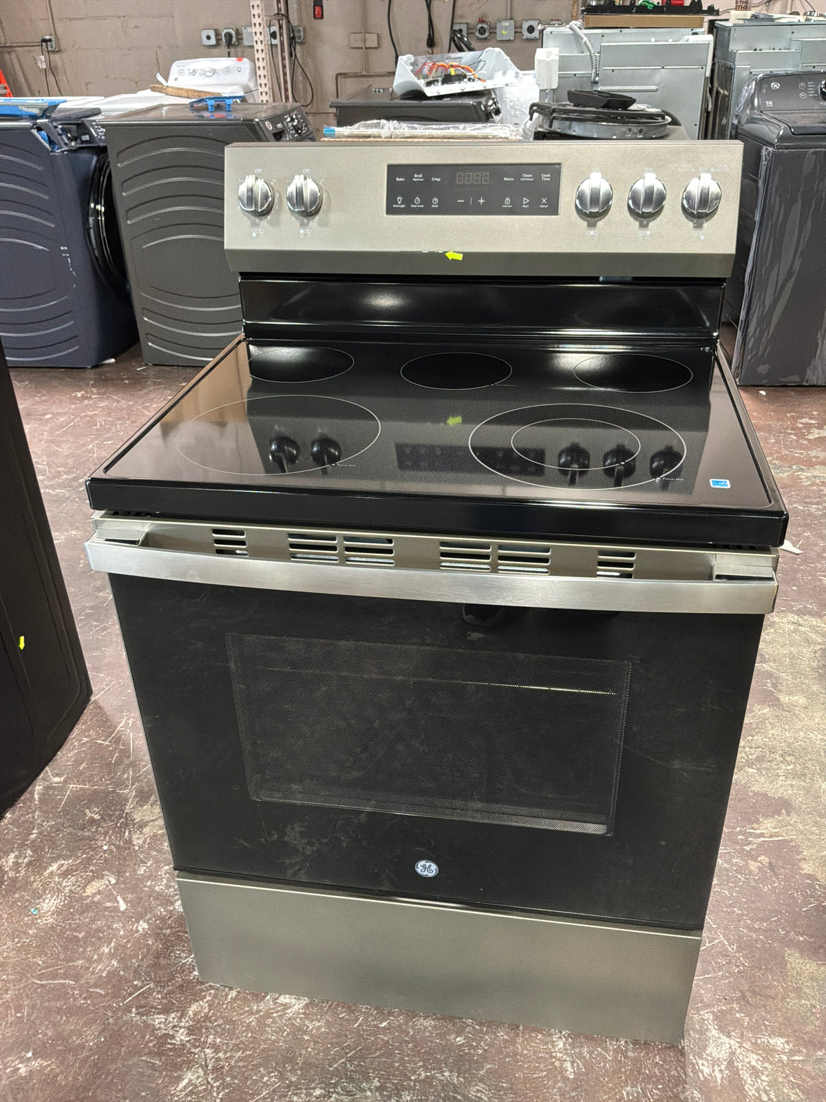 Front view, oven-door closed