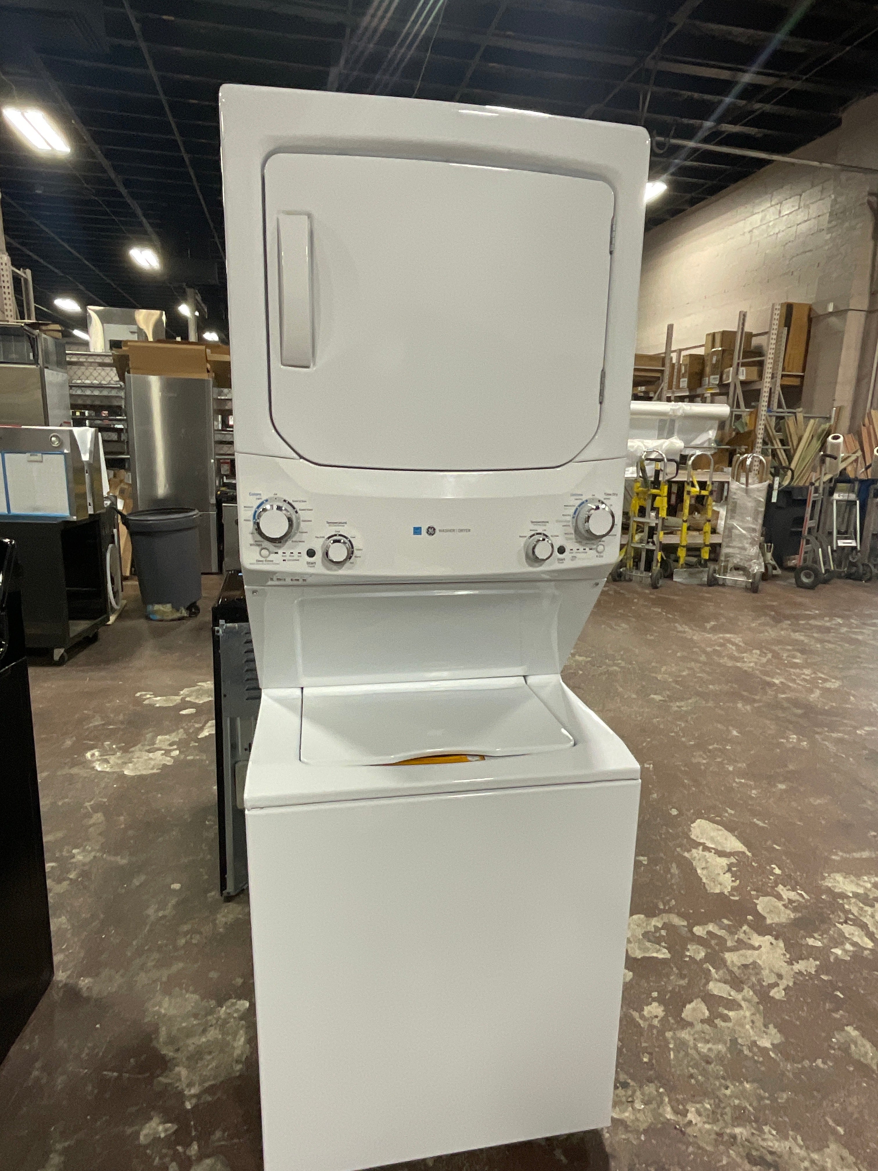 Front view, doors closed