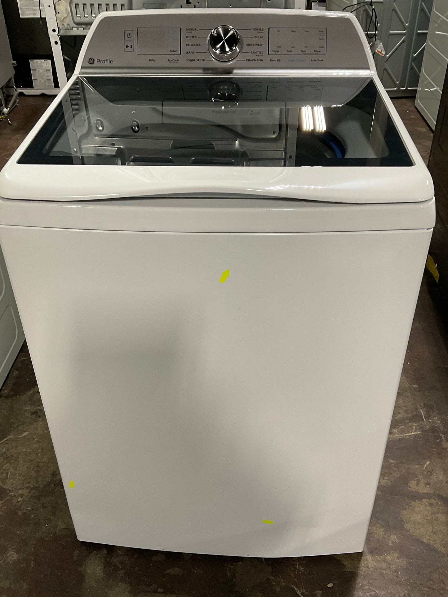 Front view, door closed