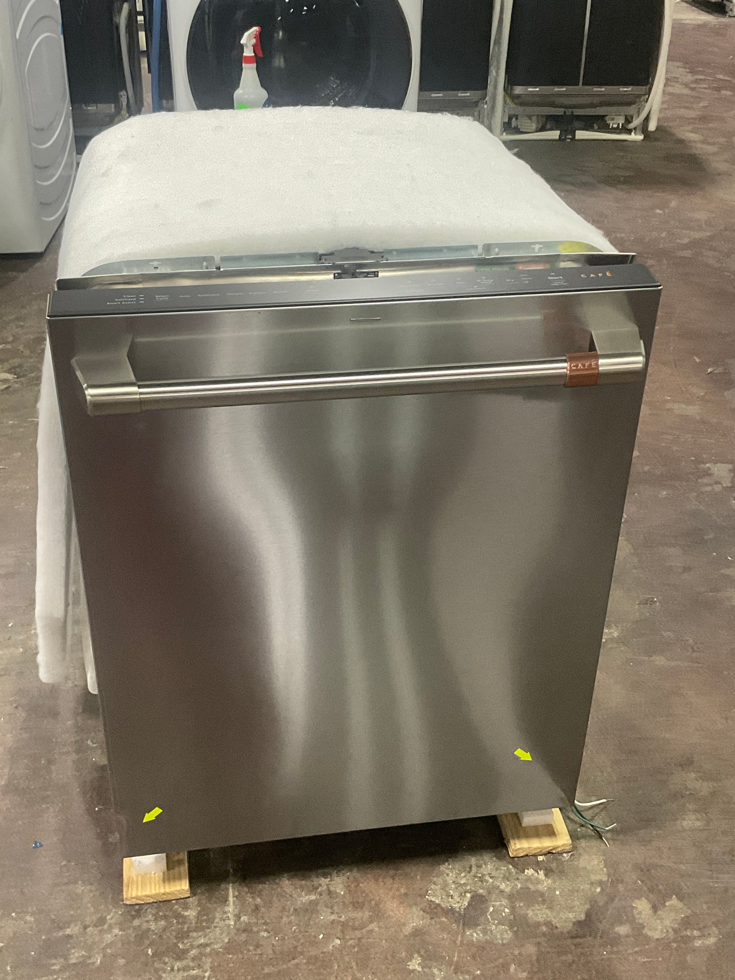 Front view, doors closed