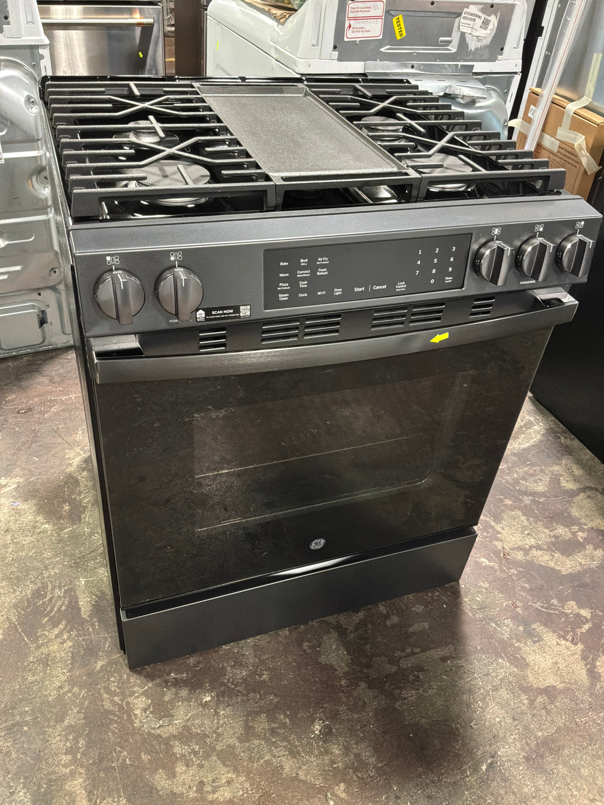 Front view, oven-door closed