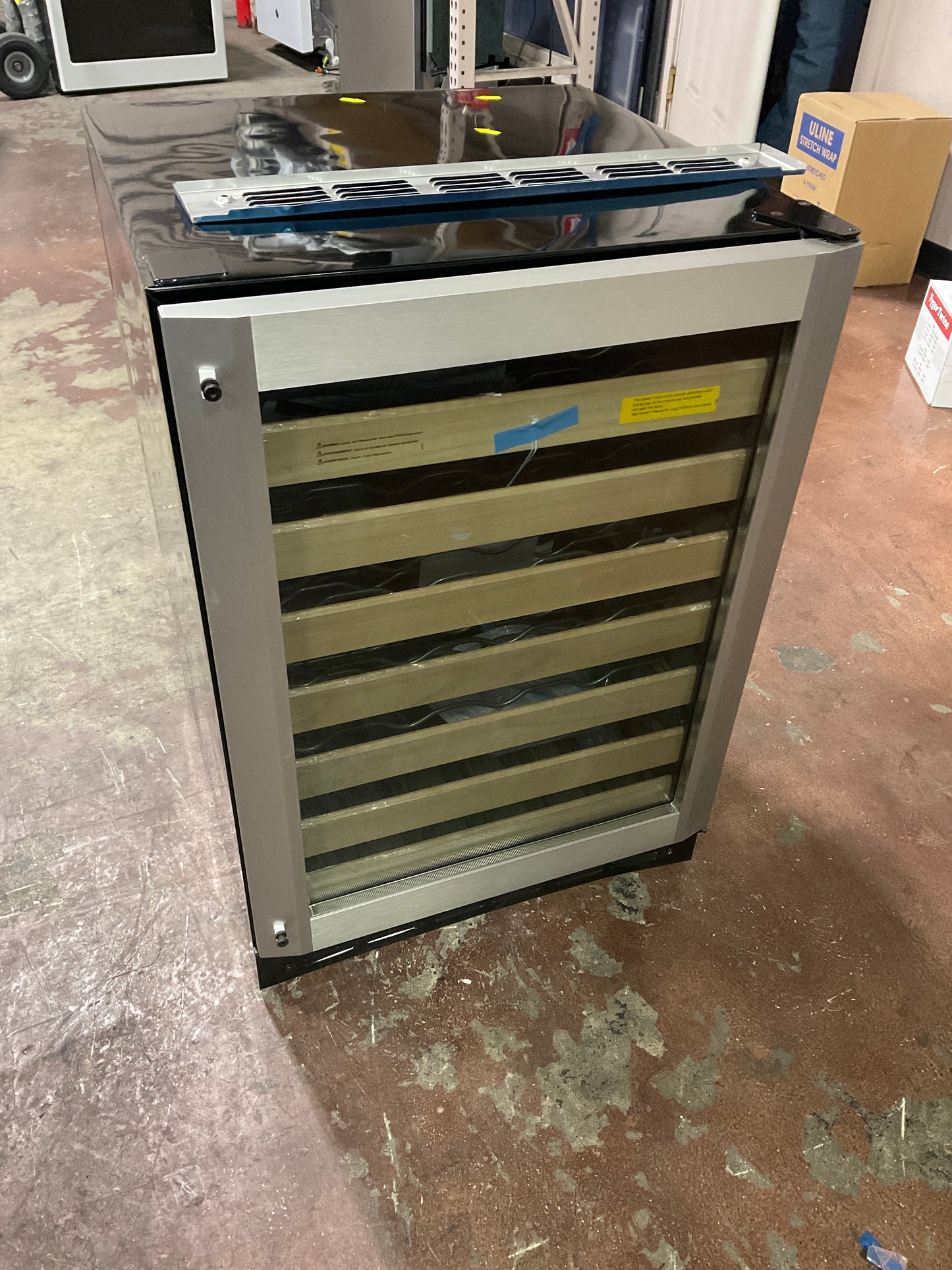 Front view, door closed