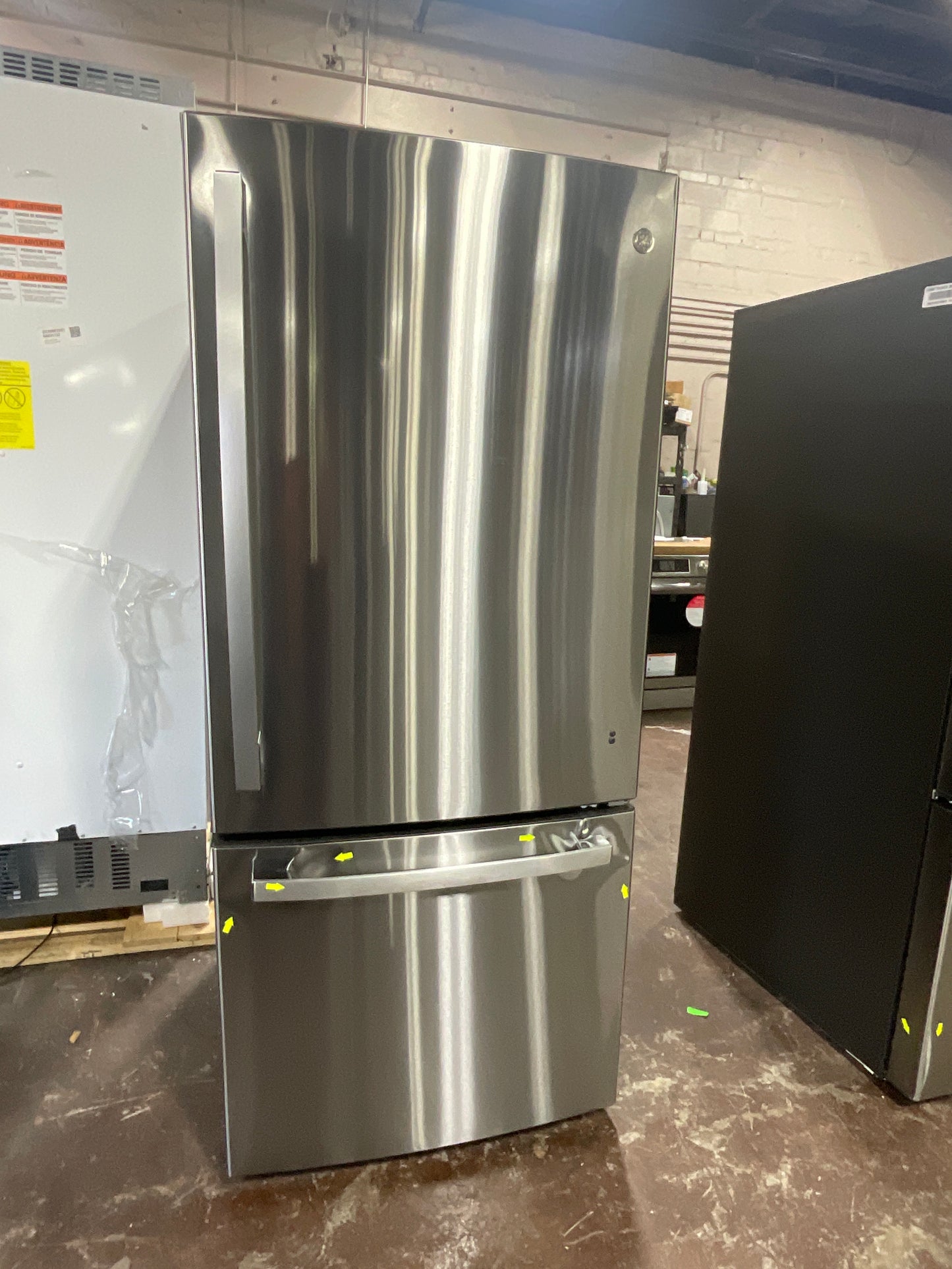 Front view, door closed