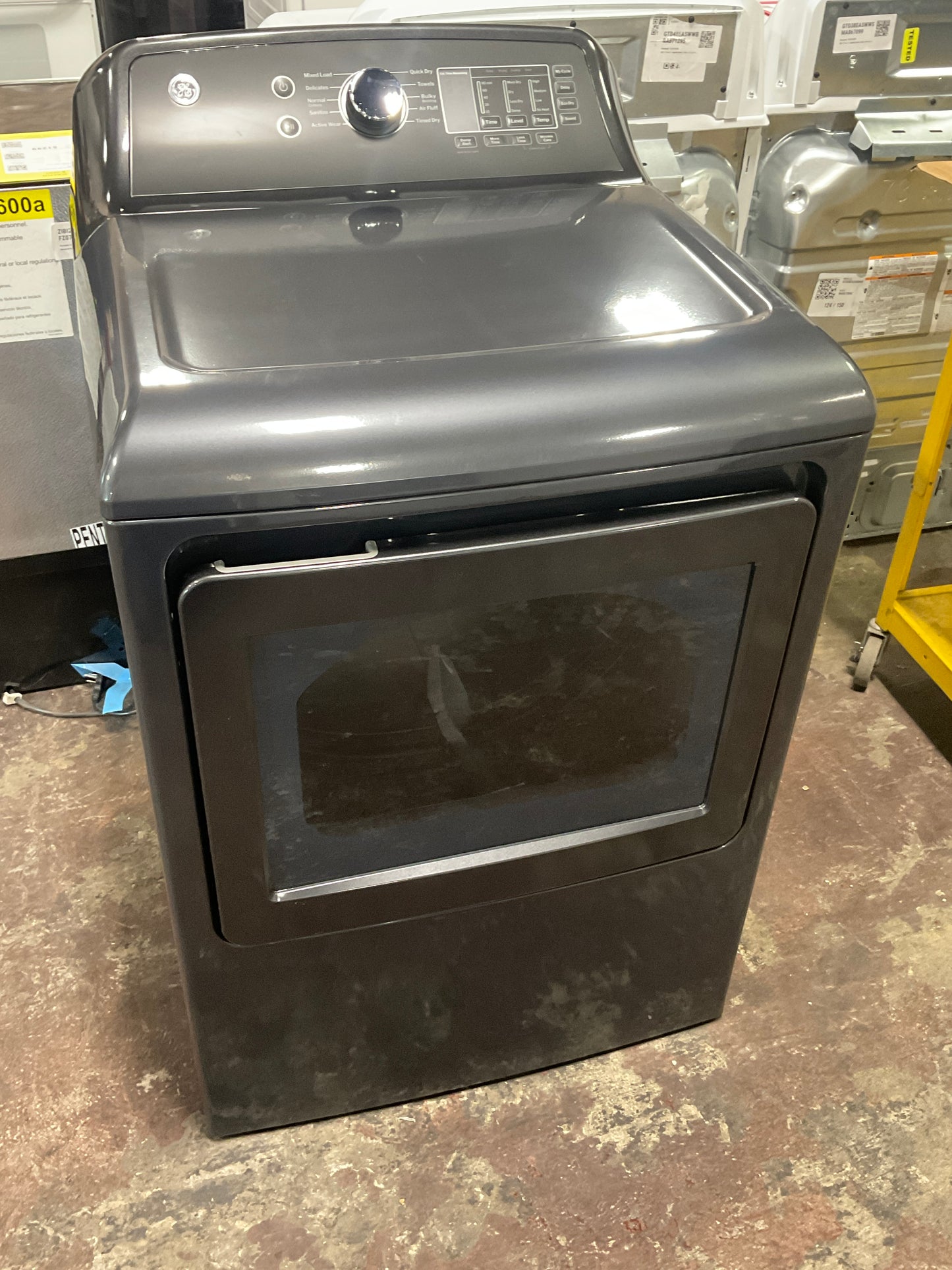 Front view, door closed