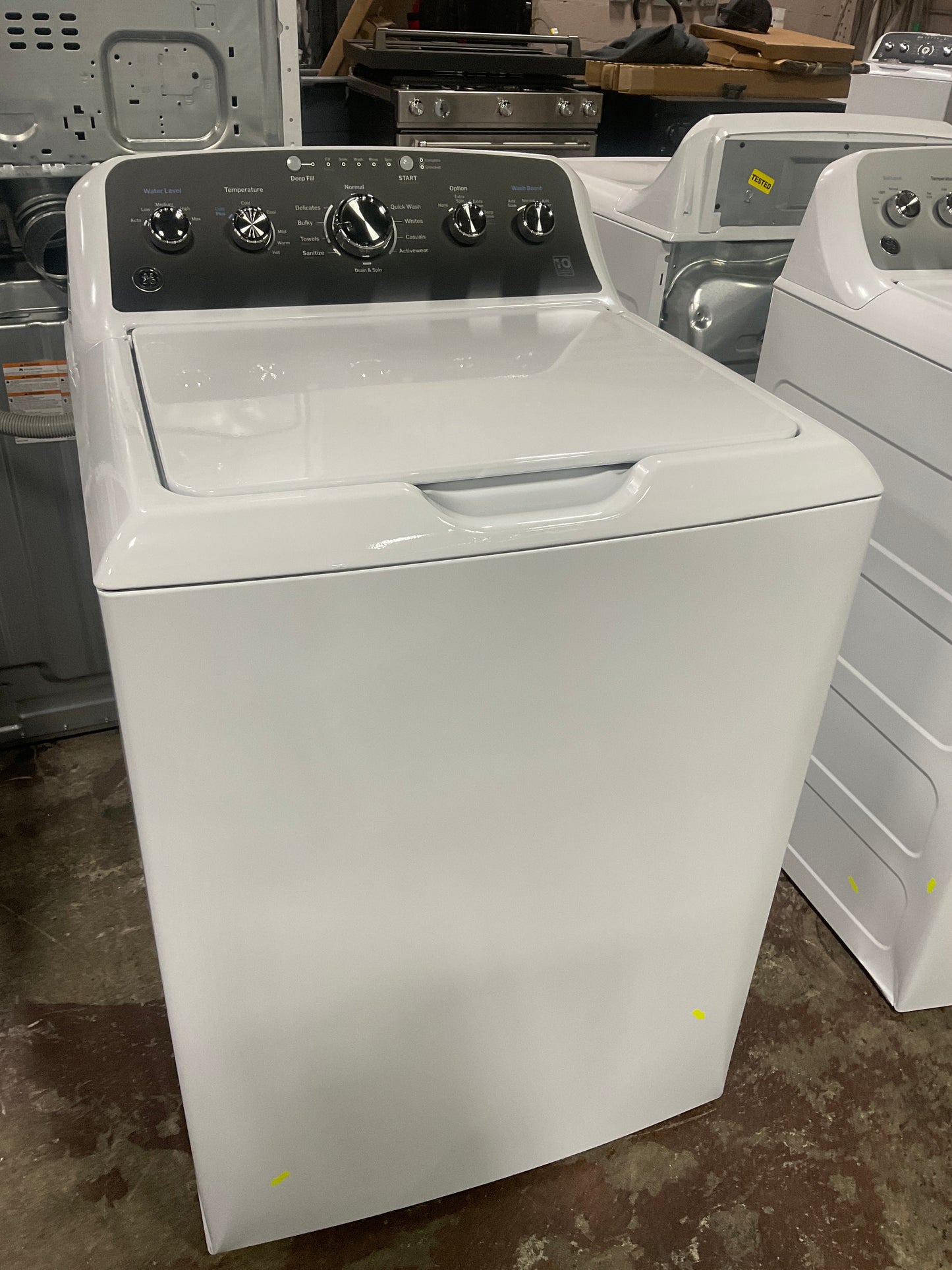 Front view, door closed