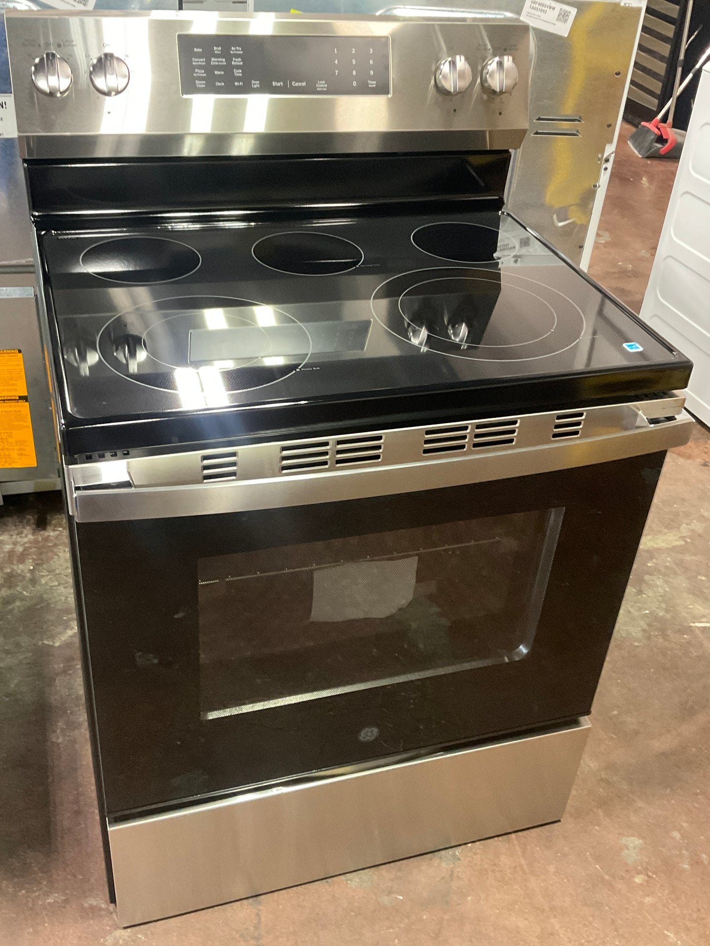 Front view, oven-door closed