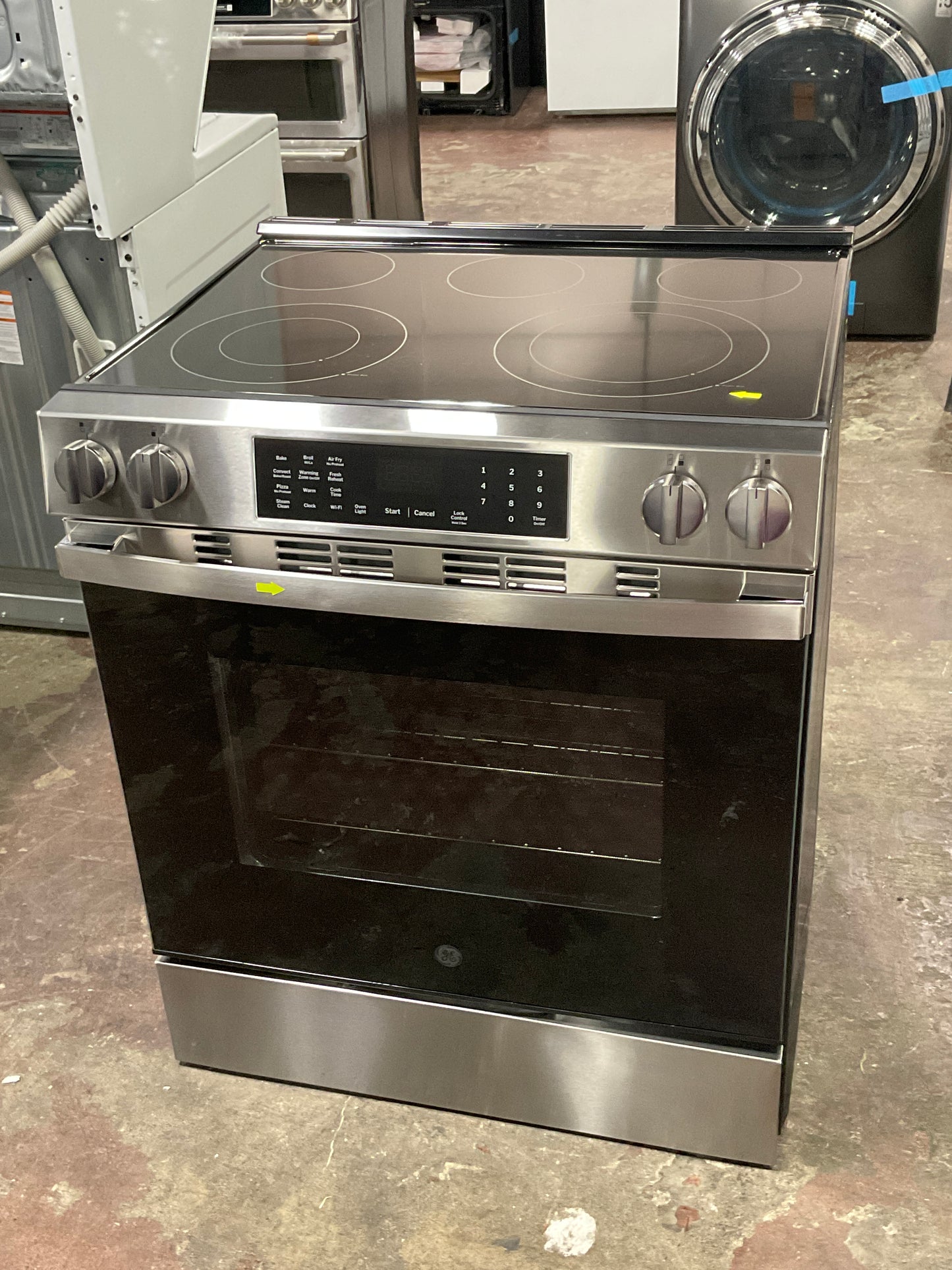 Front view, oven-door closed