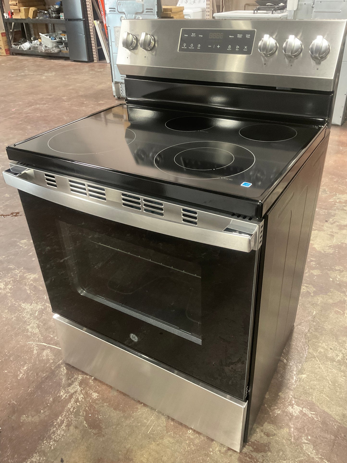 Front view, oven-door closed