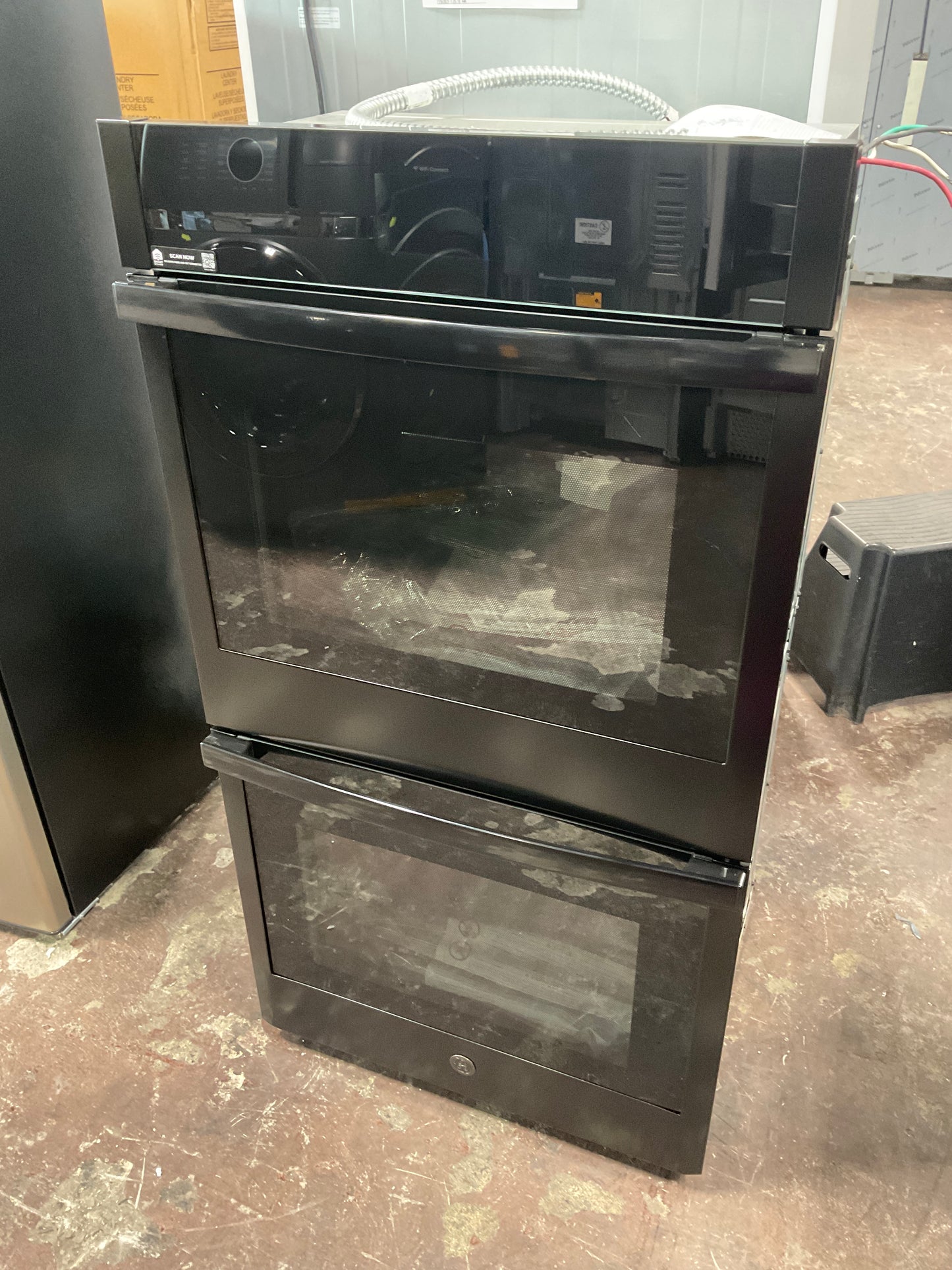 Front view, door closed