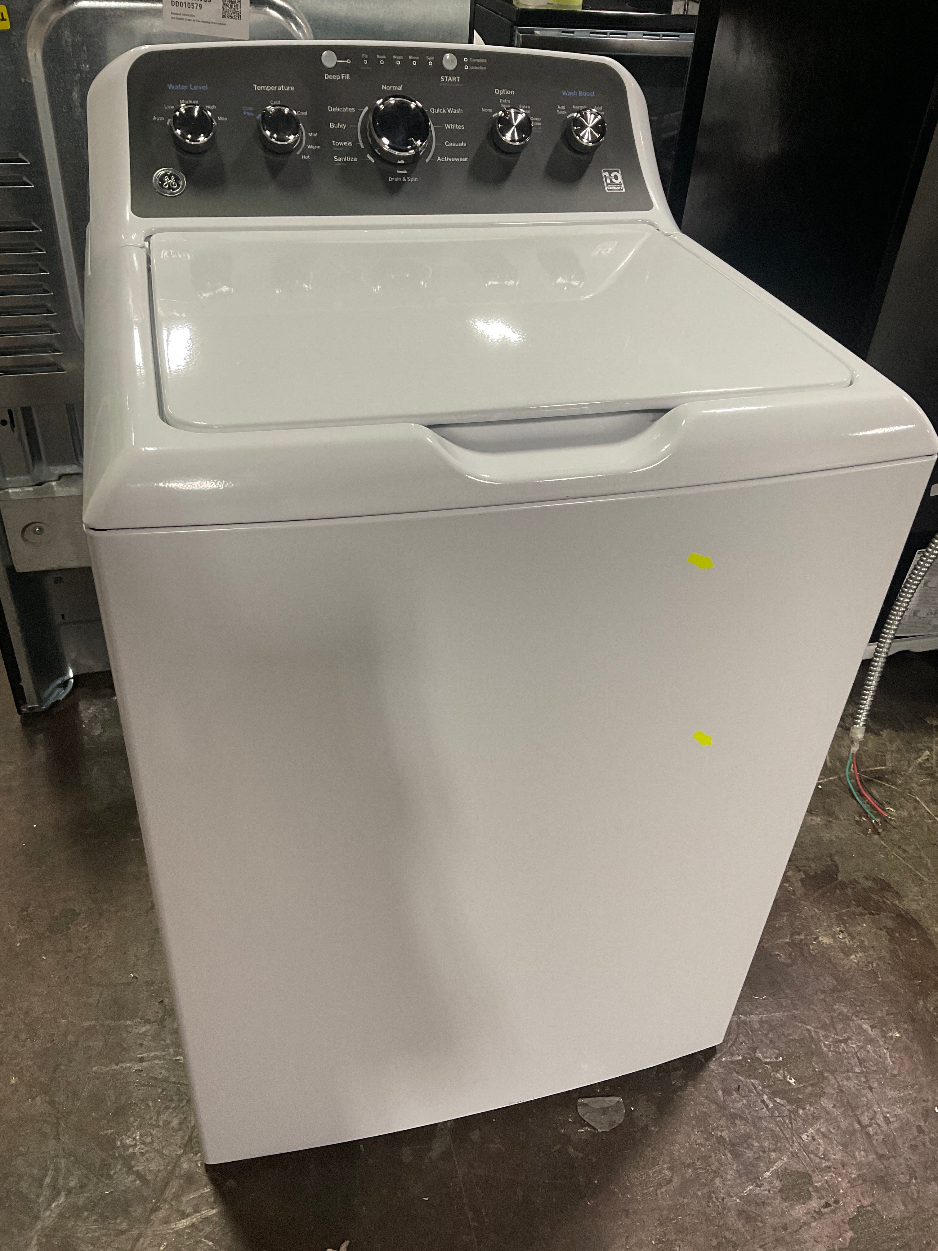 Front view, door closed