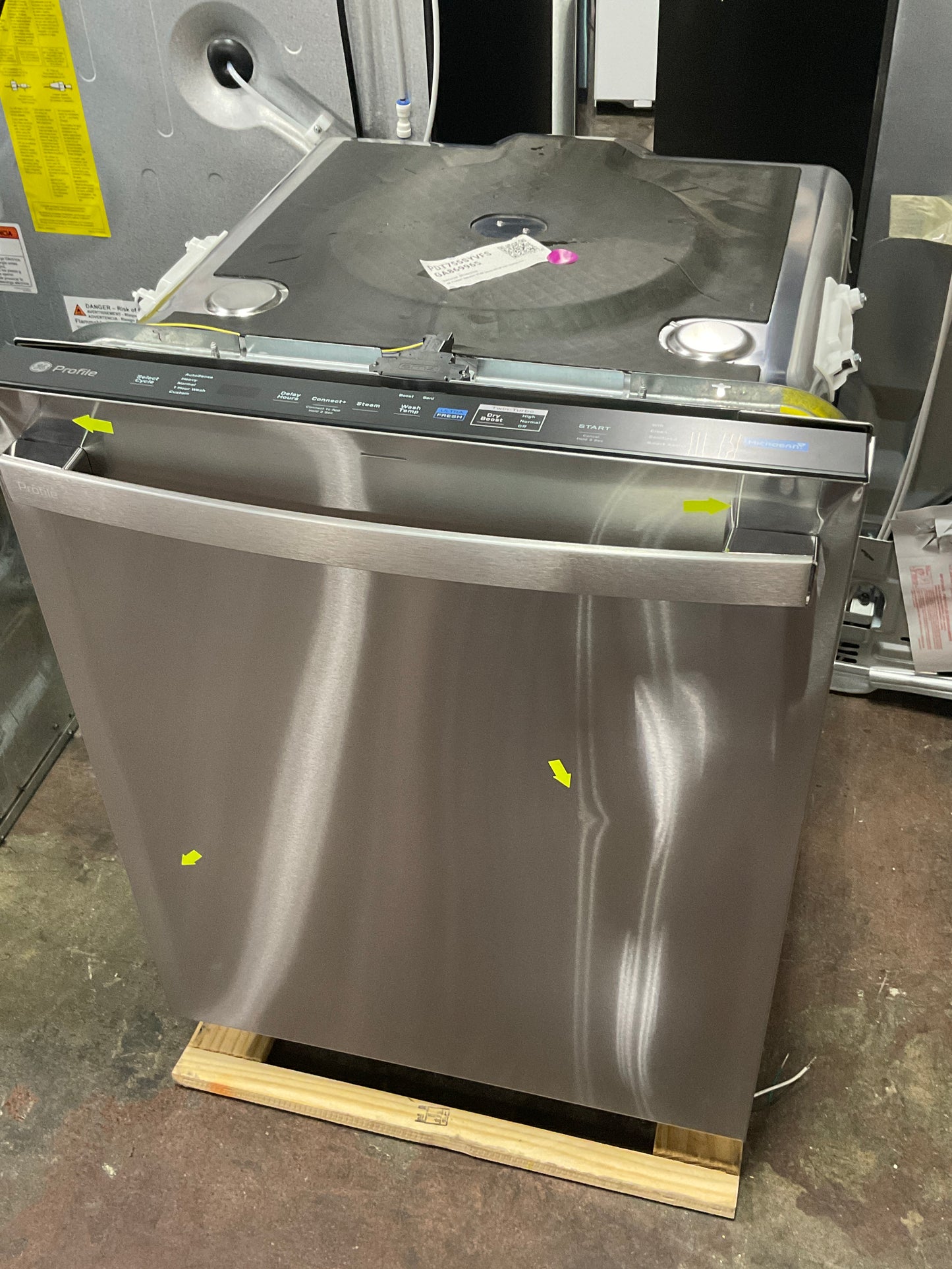 Front view, doors closed