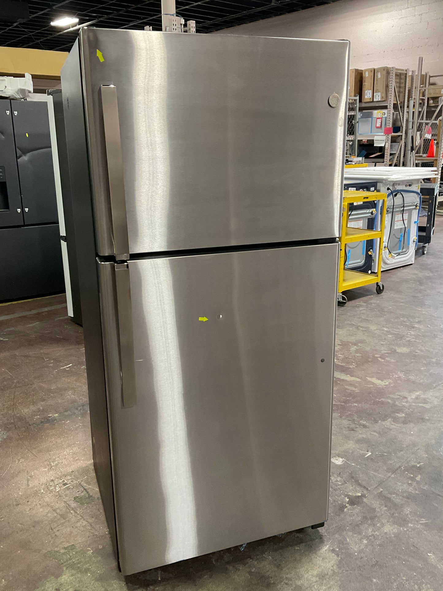 Front view, door closed