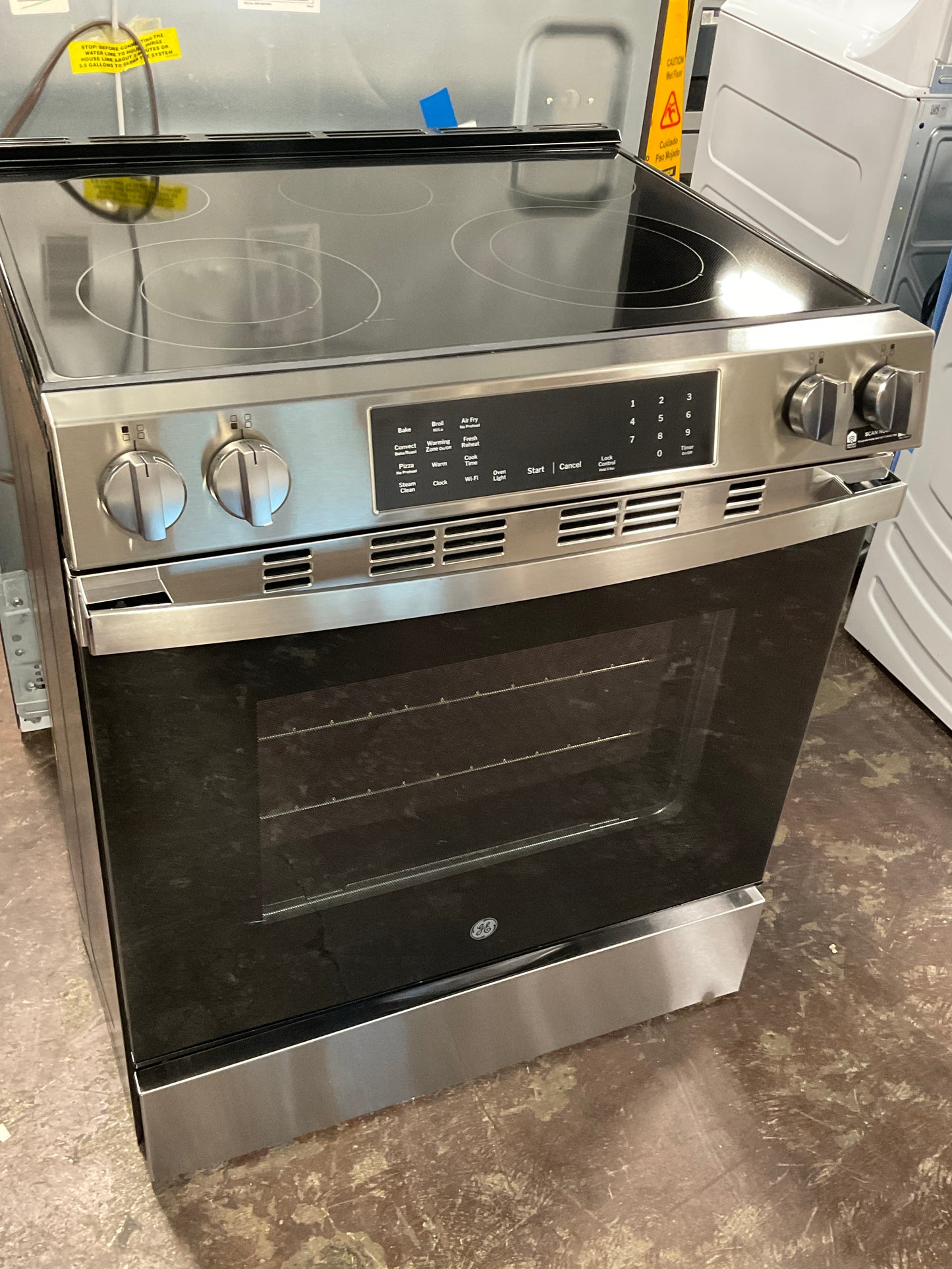Front view, oven-door closed