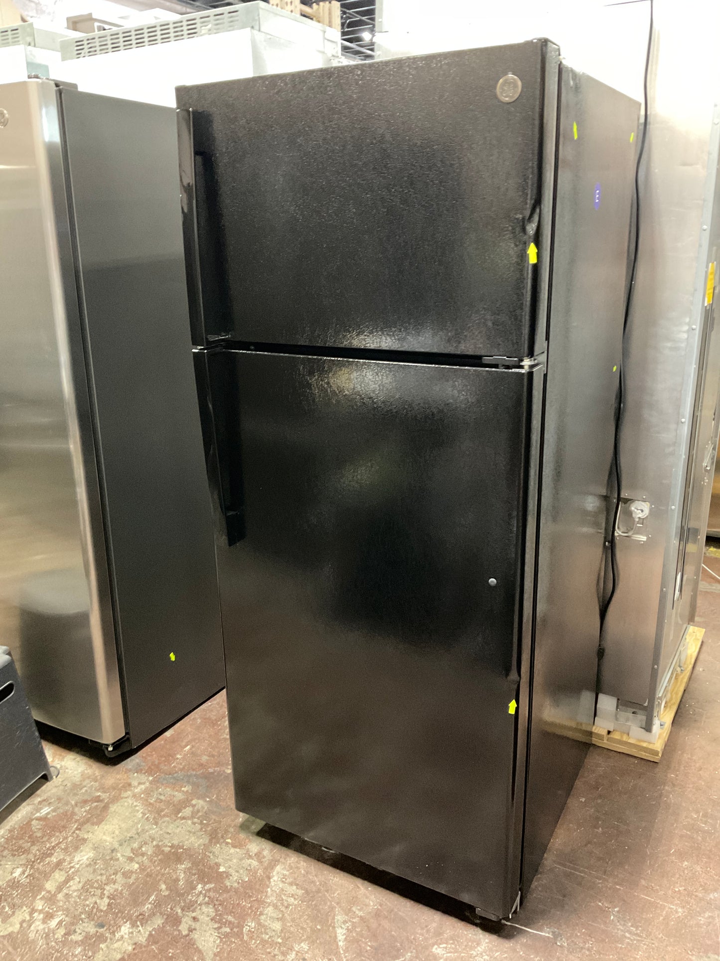 Front view, door closed