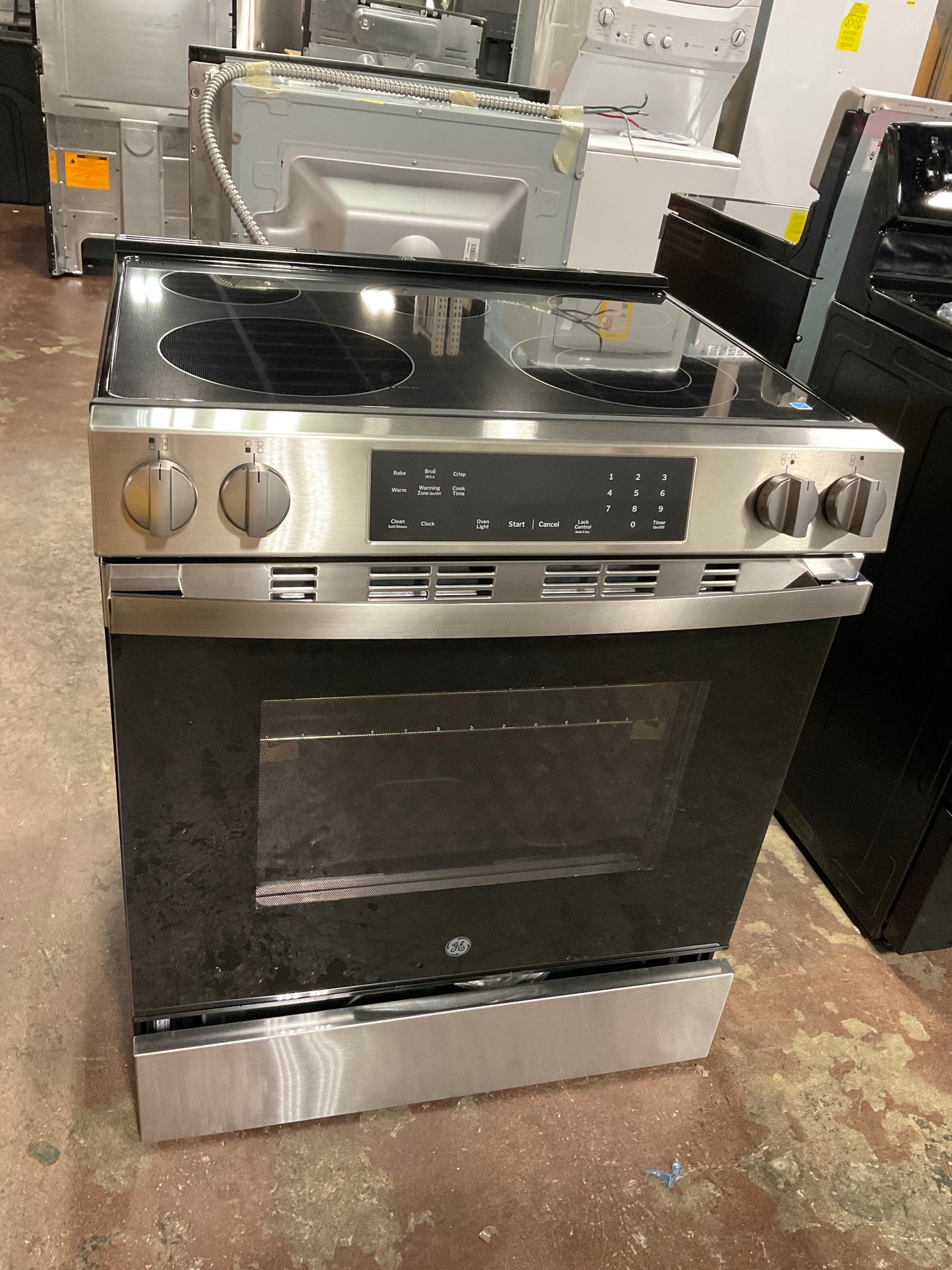 Front view, oven-door closed