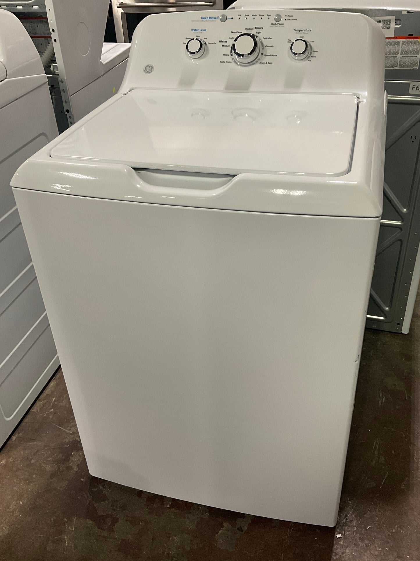 Front view, door closed