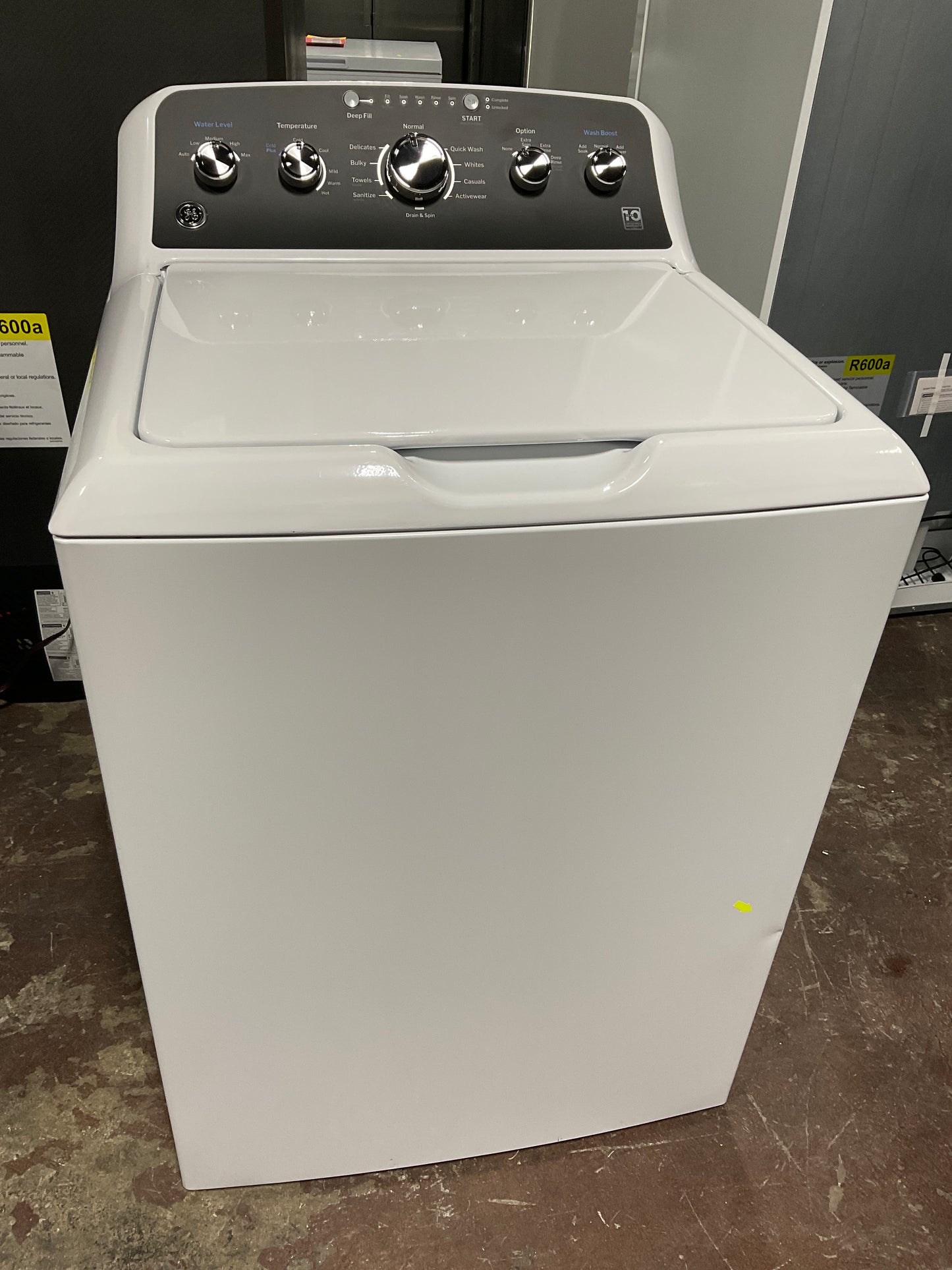 Front view, door closed