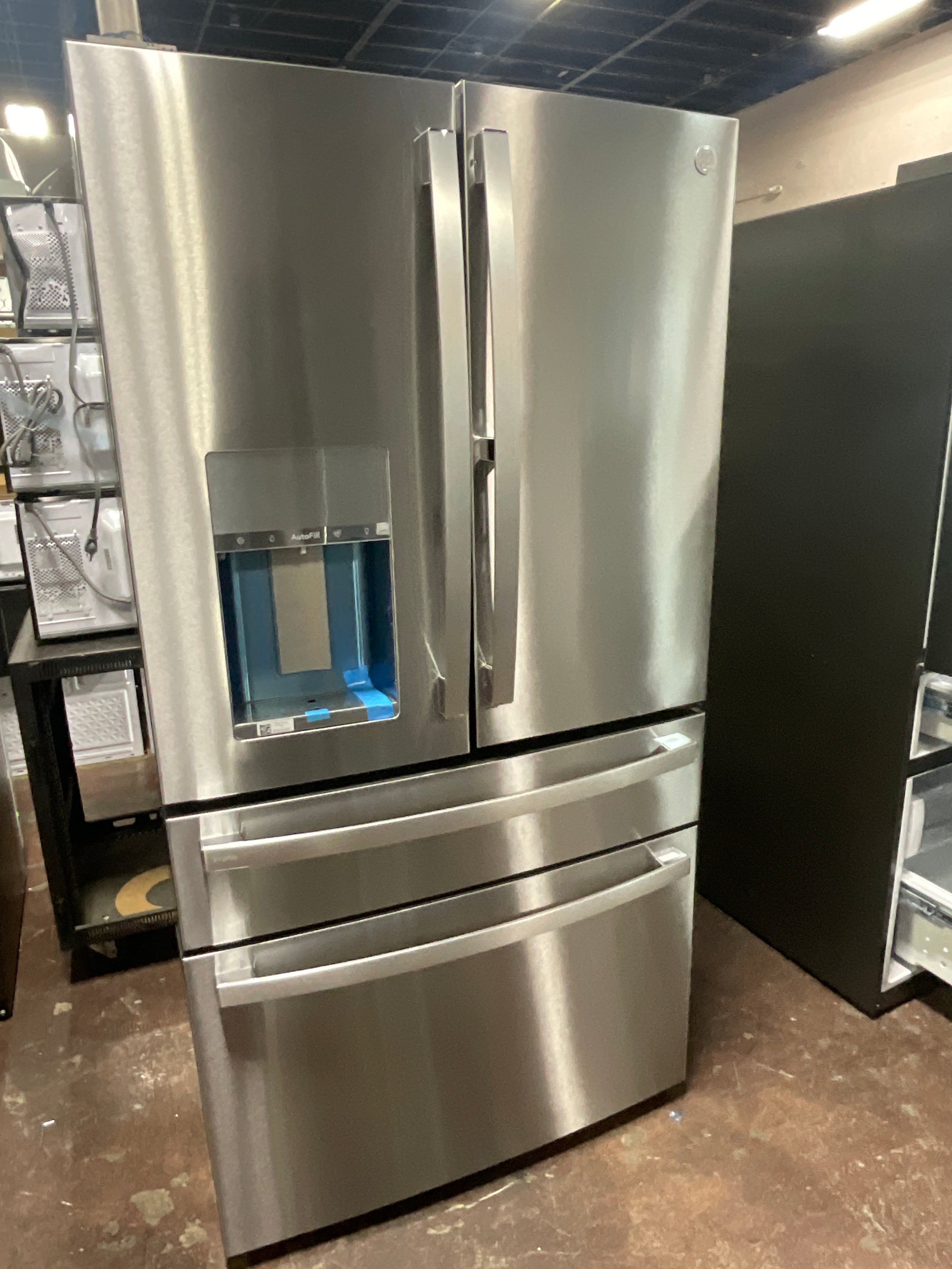 Front view, door closed