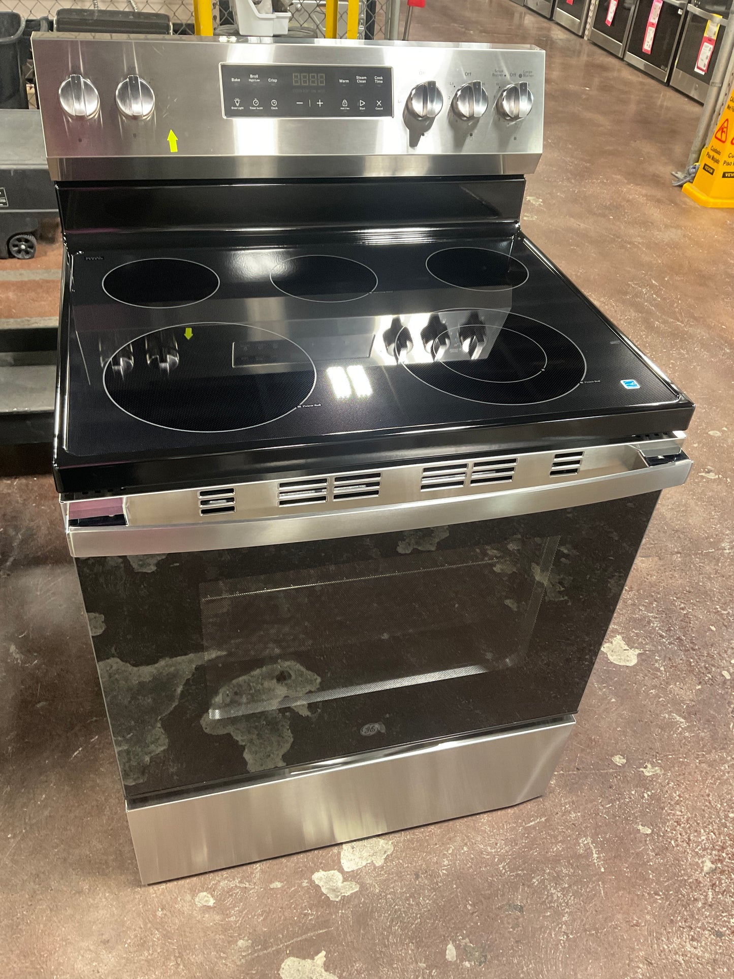 Front view, oven-door closed