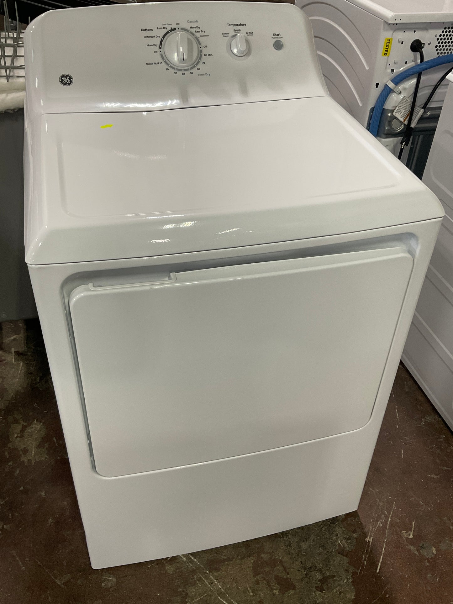 Front view, door closed