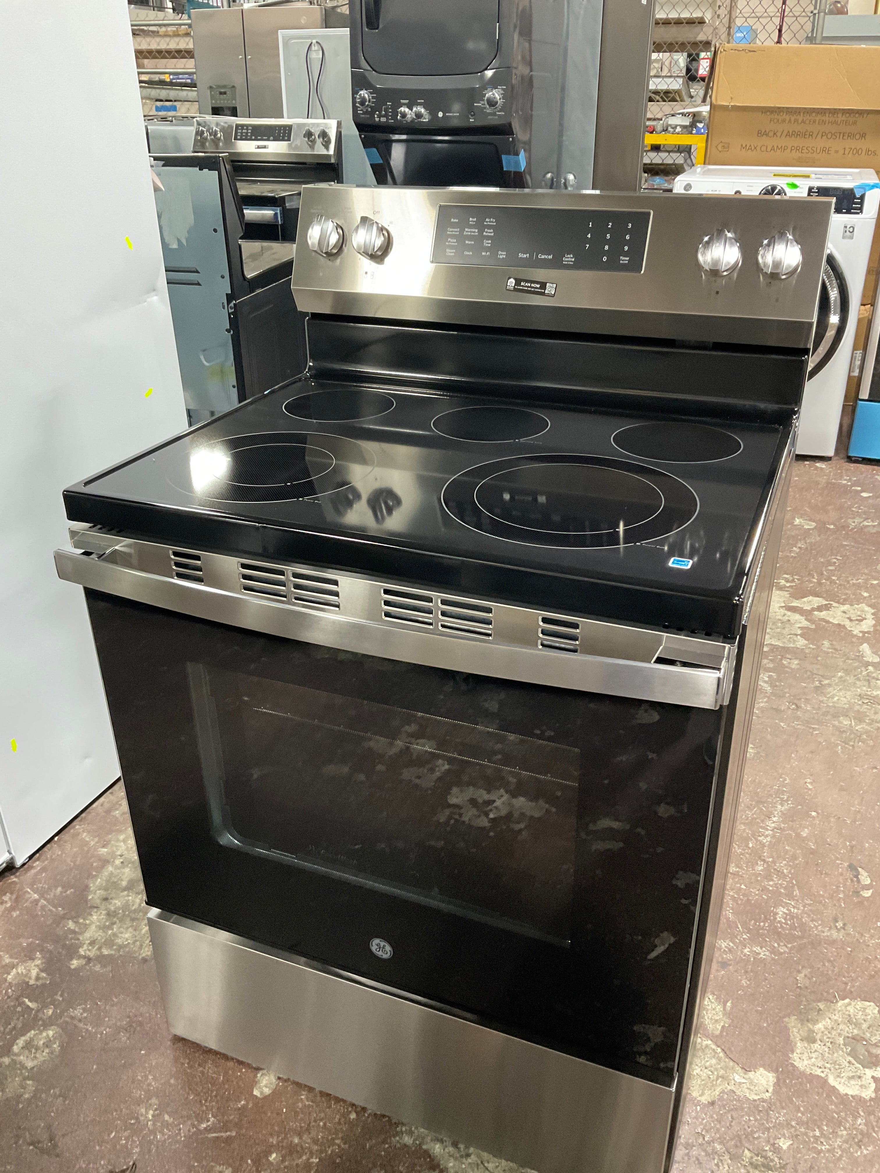 Front view, oven-door closed