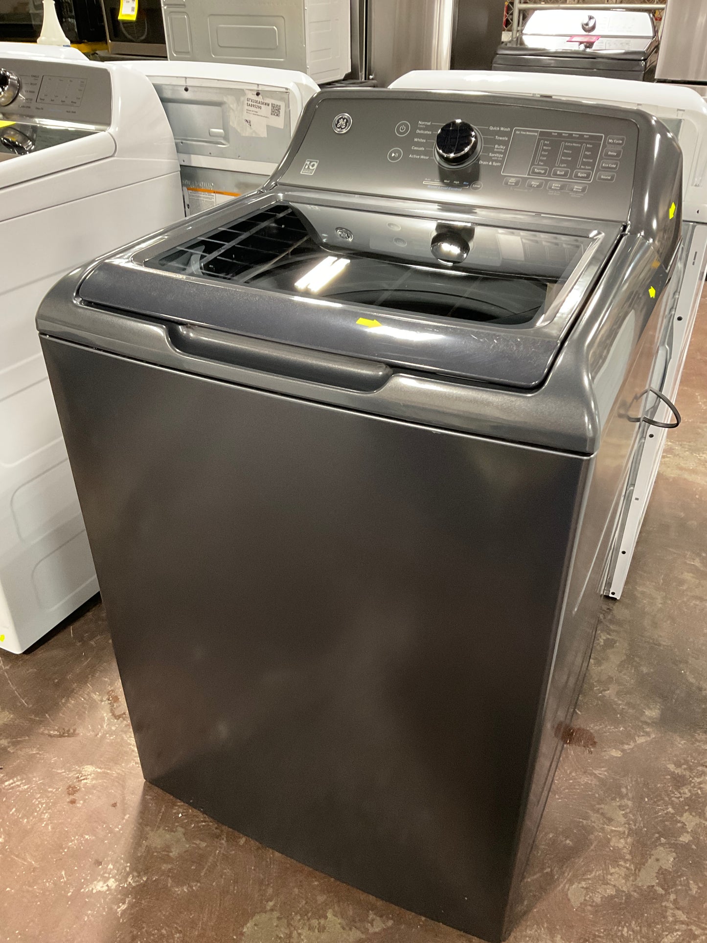 Front view, door closed