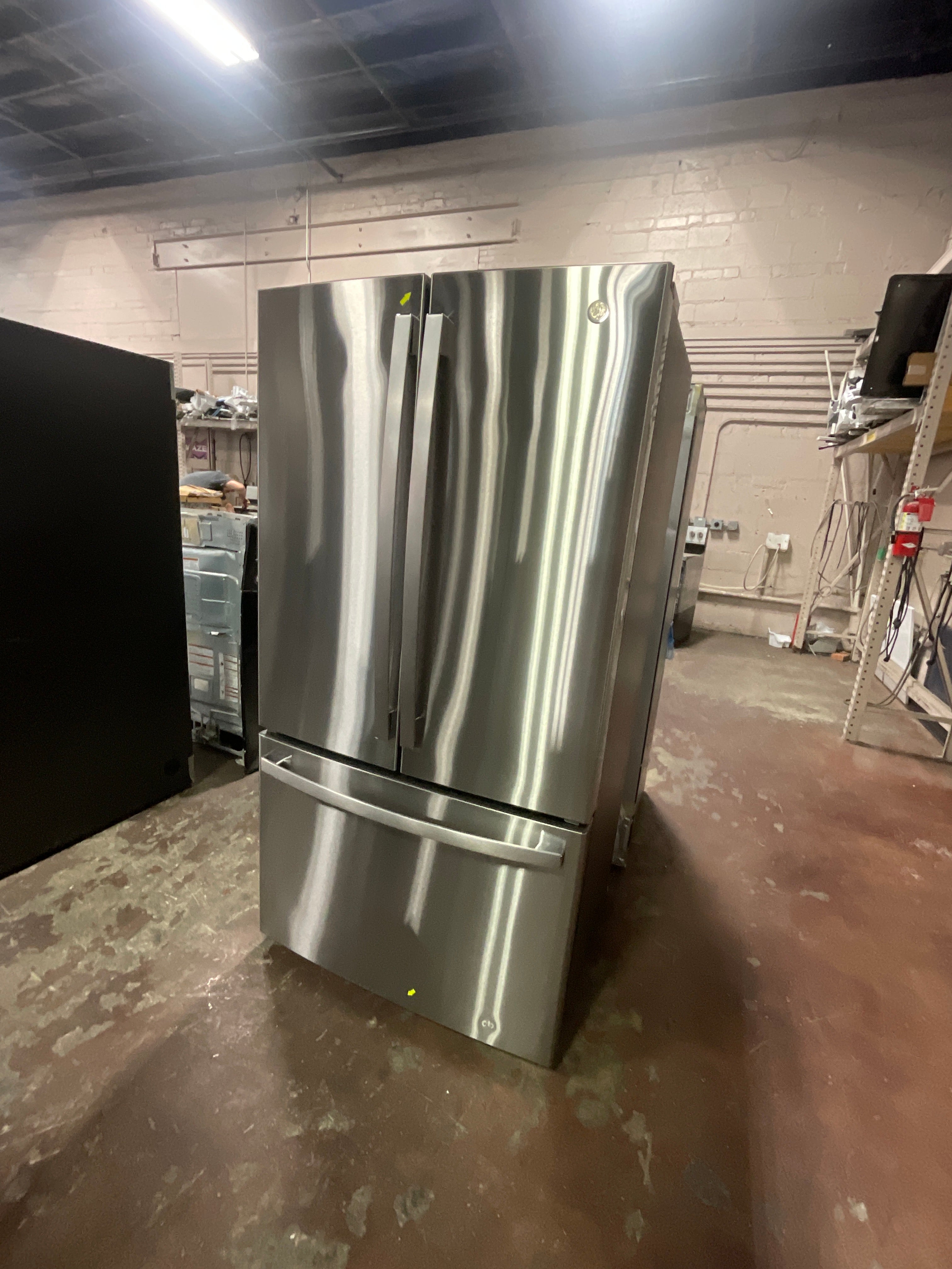 Front view, door closed