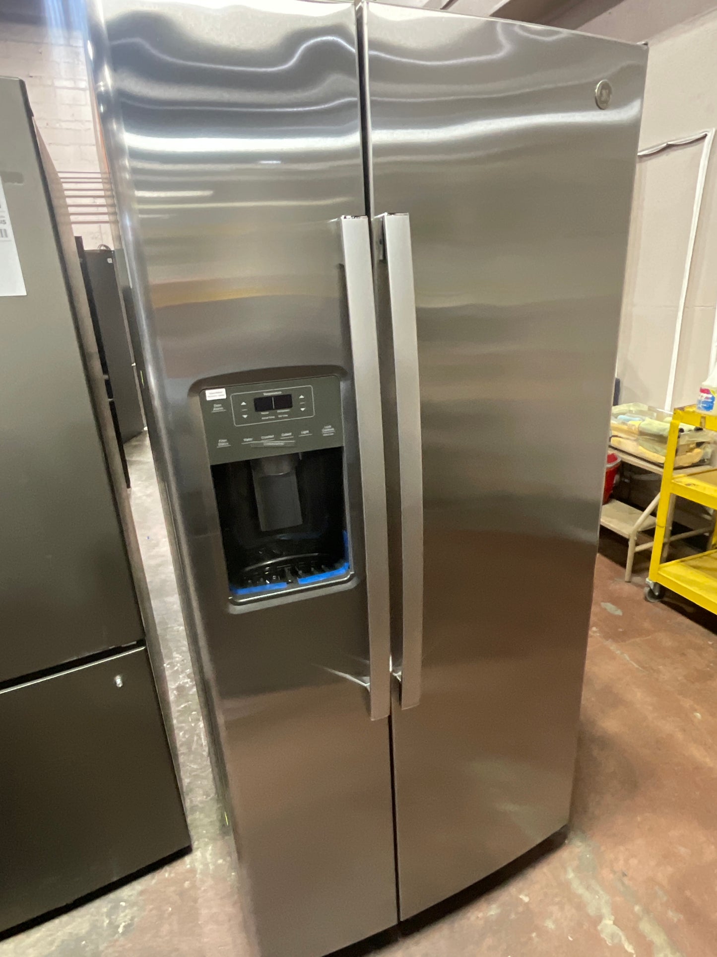 Front view, door closed