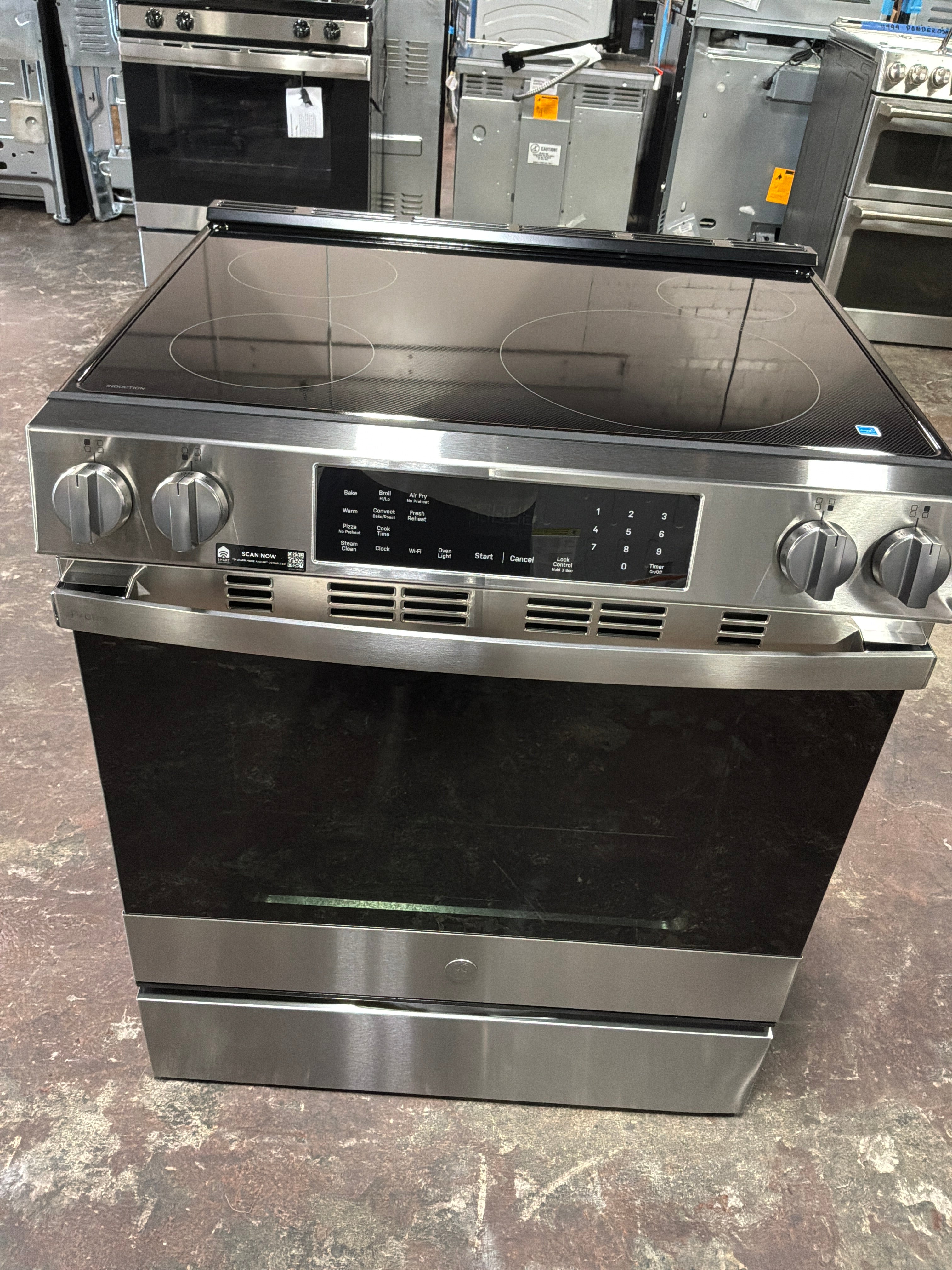 Front view, oven-door closed