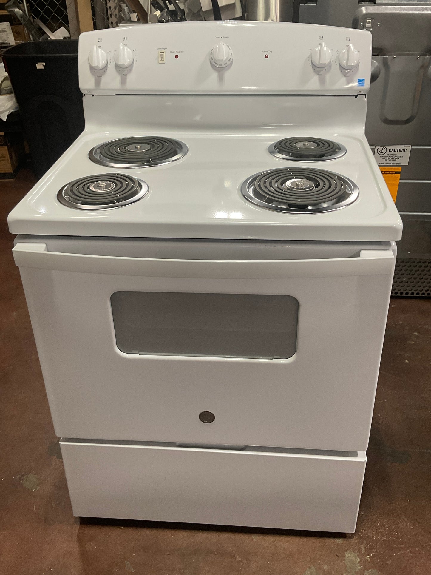 Front view, oven-door closed
