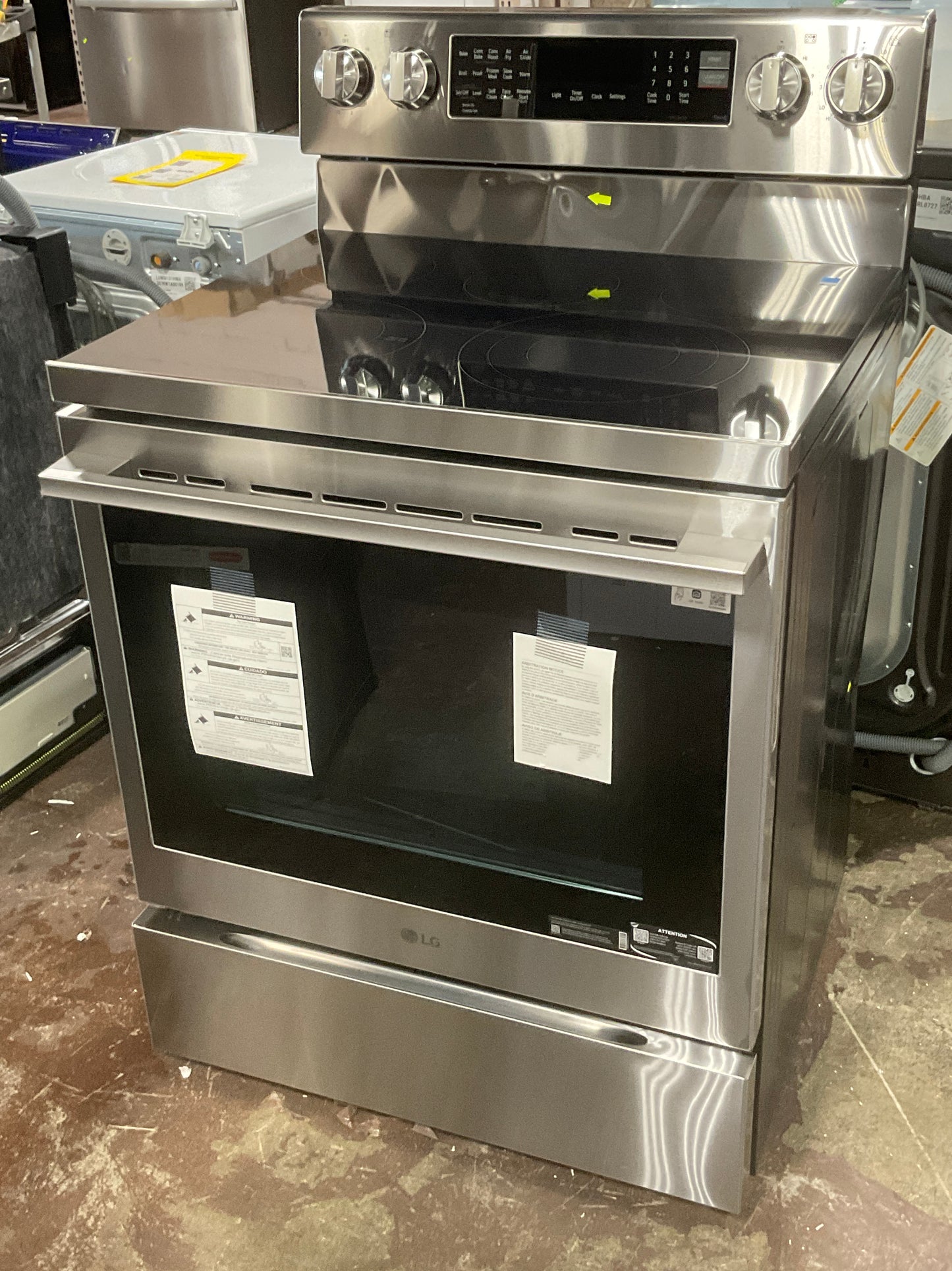 Front view, oven-door closed