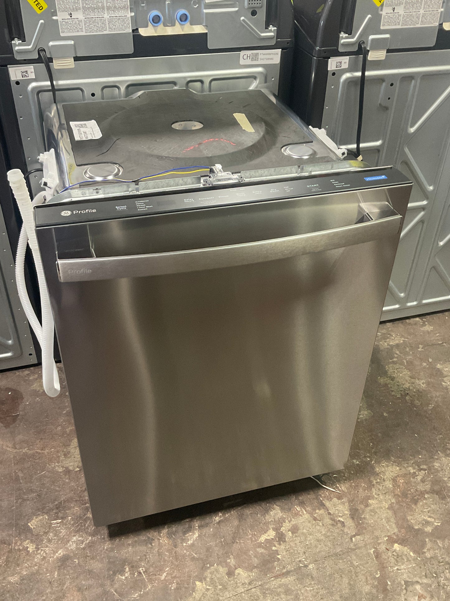 Front view, doors closed