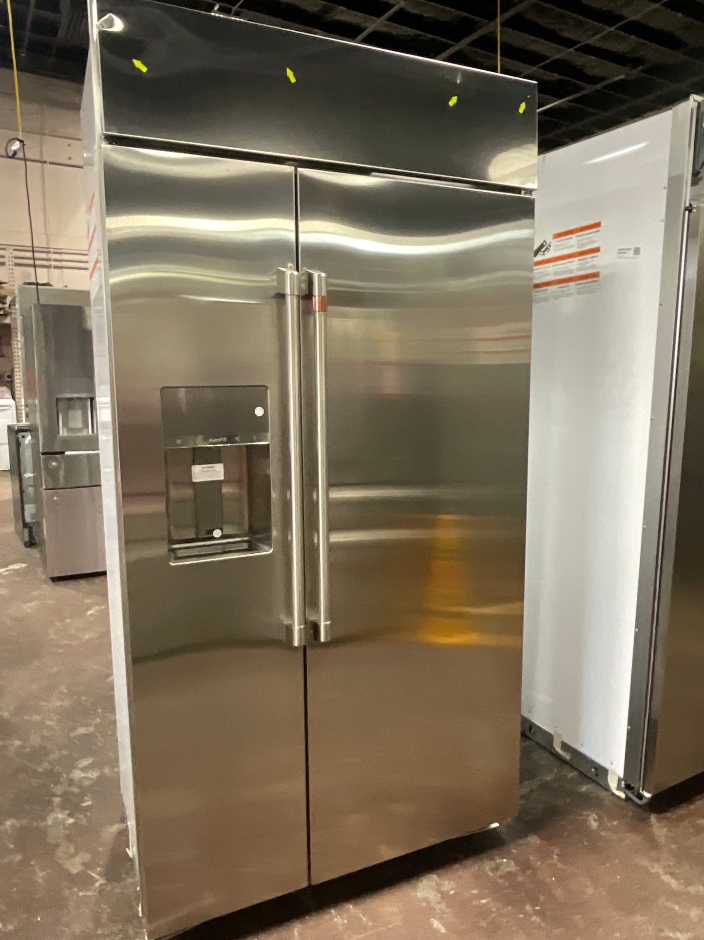 Front view, door closed