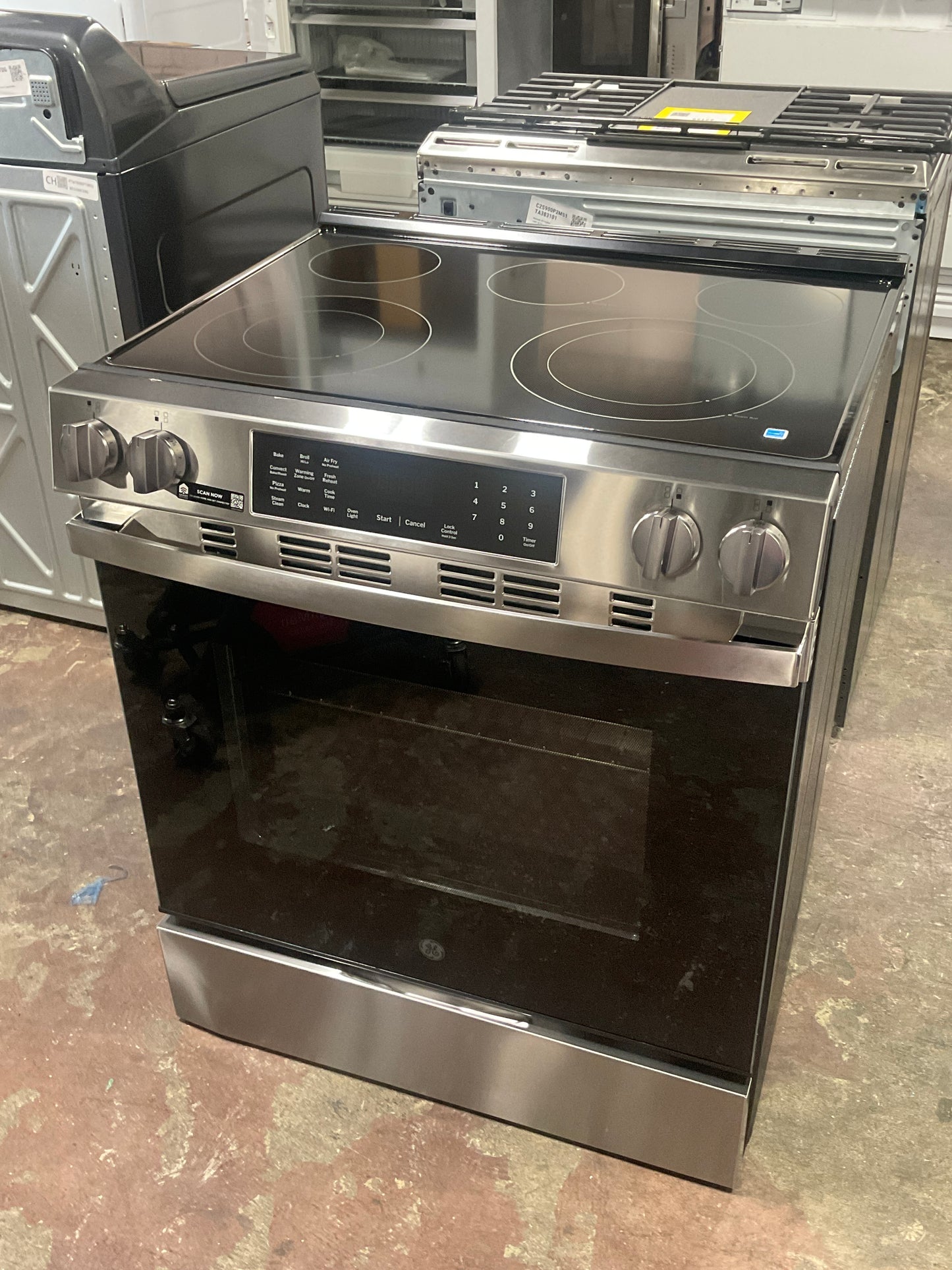 Front view, oven-door closed