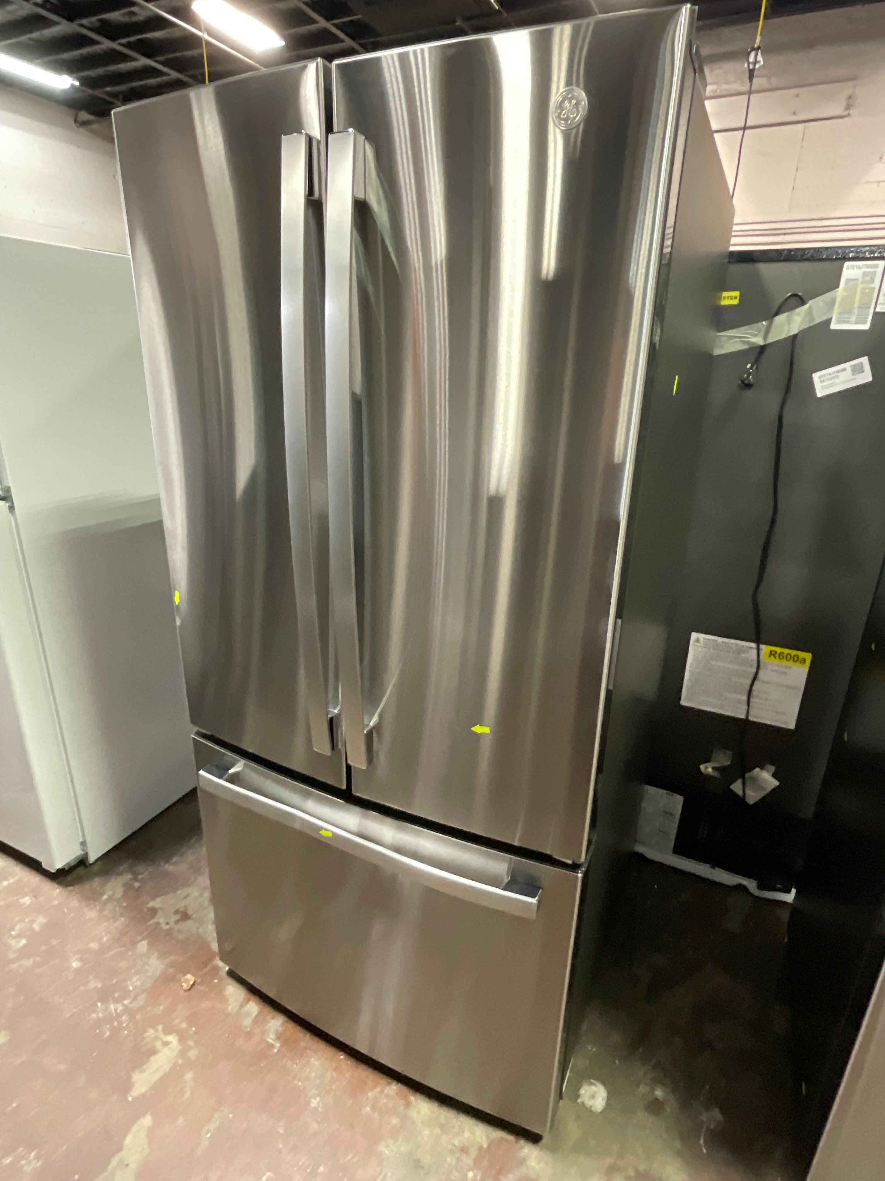 Front view, door closed