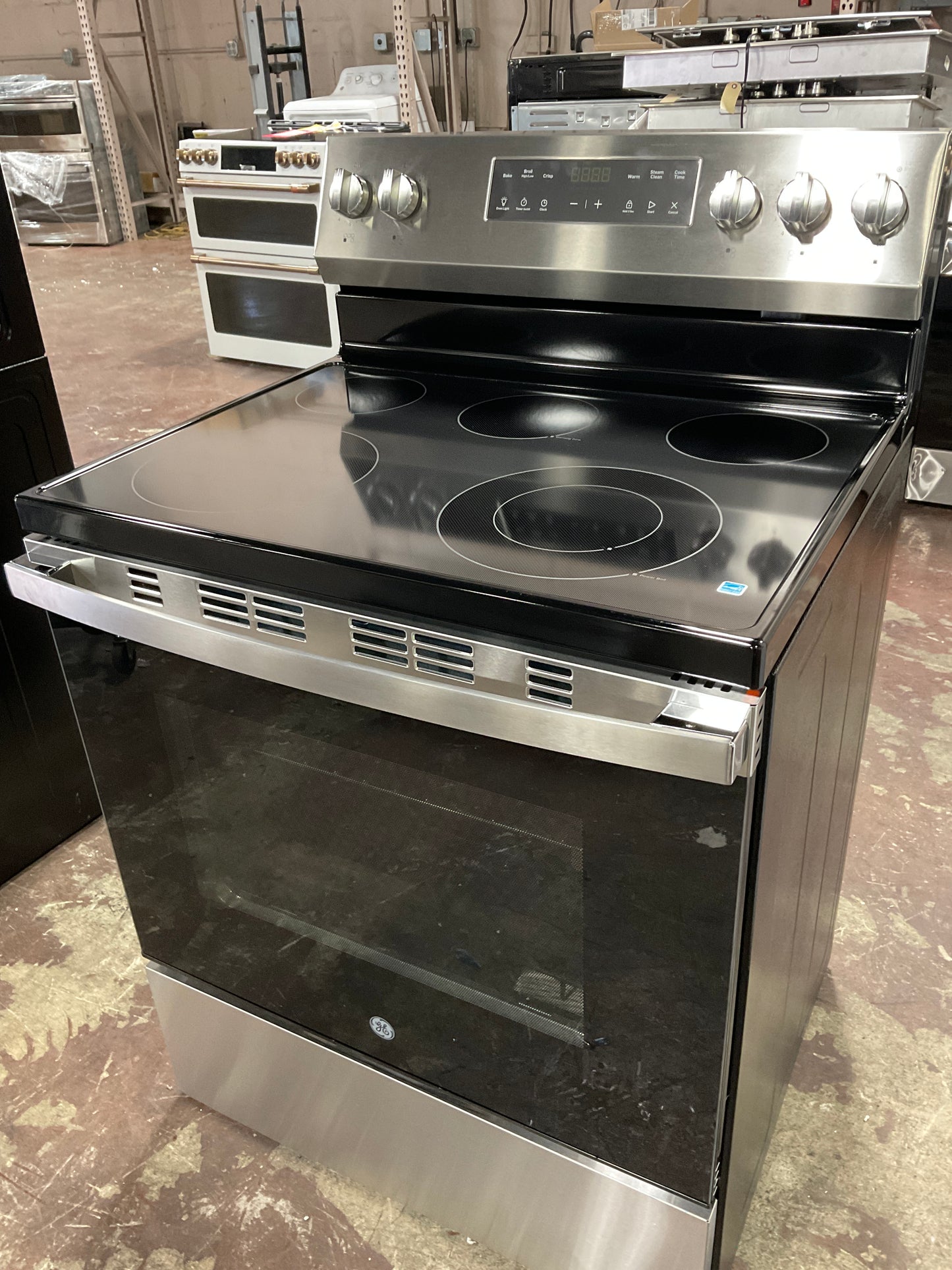 Front view, oven-door closed