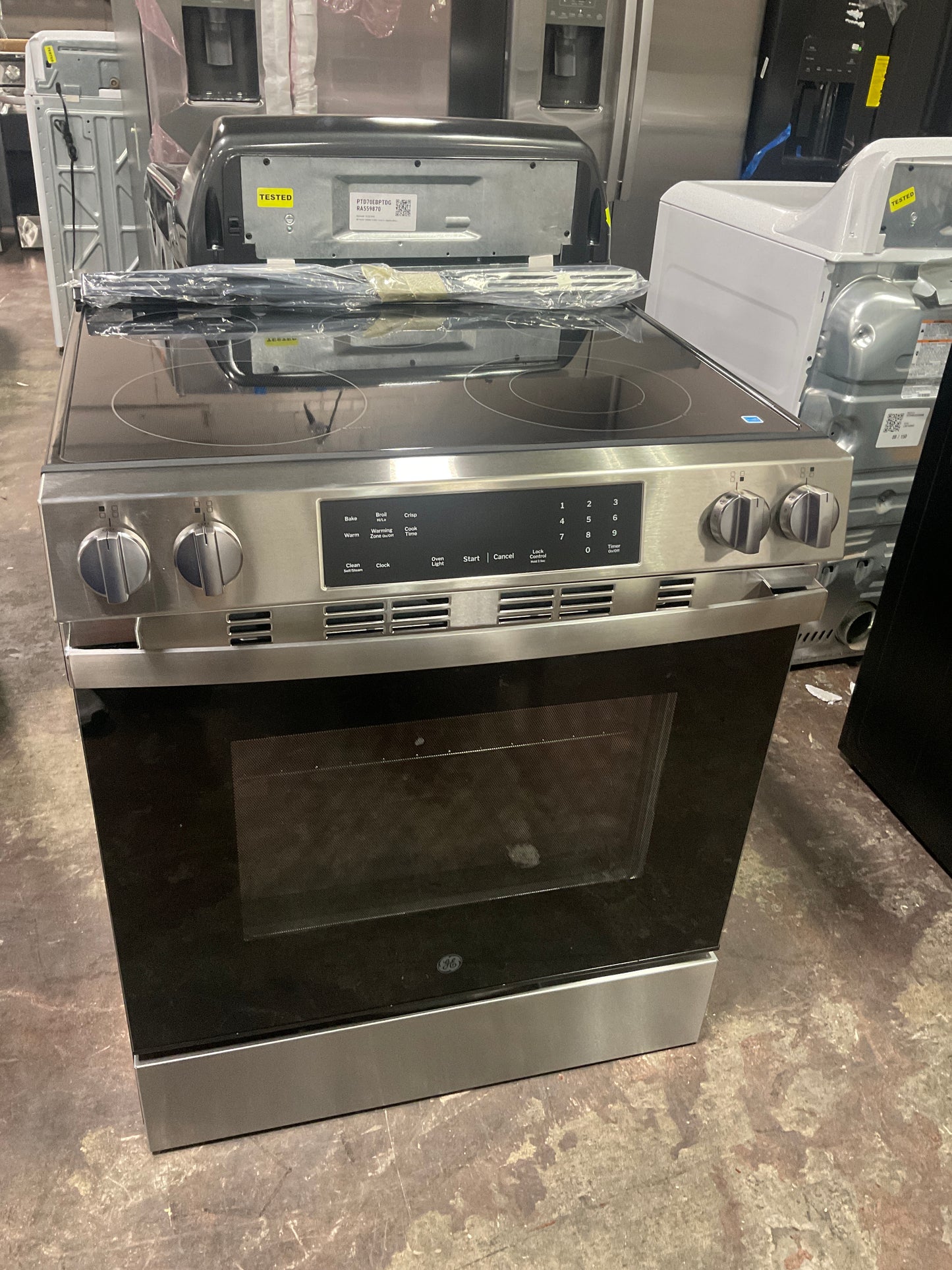 Front view, oven-door closed