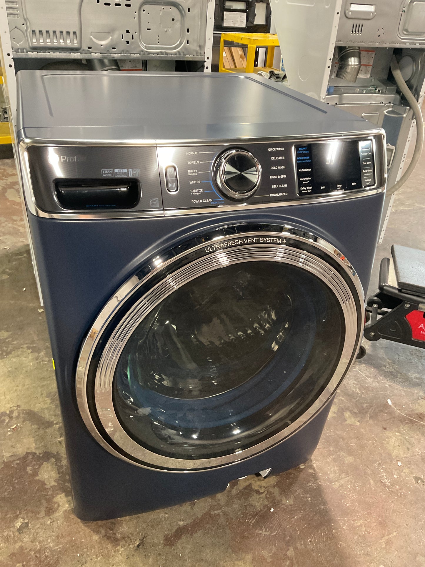 Front view, door closed