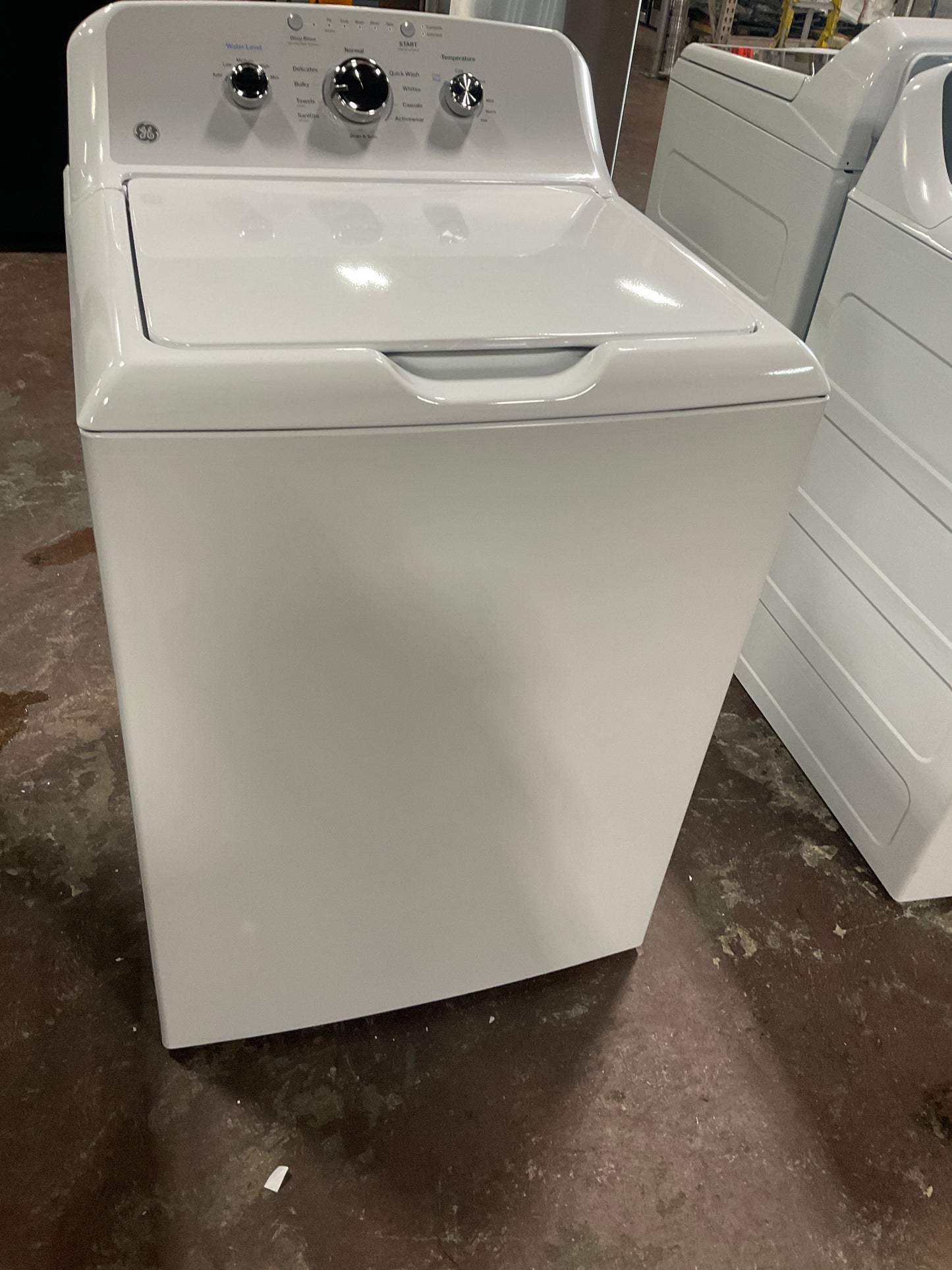 Front view, door closed