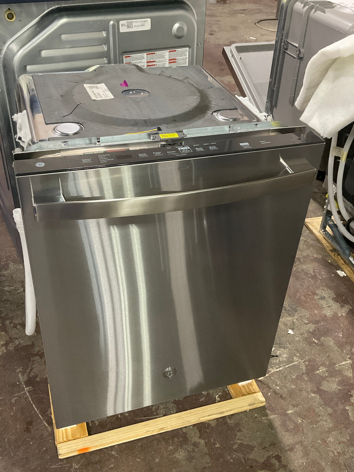 Front view, doors closed