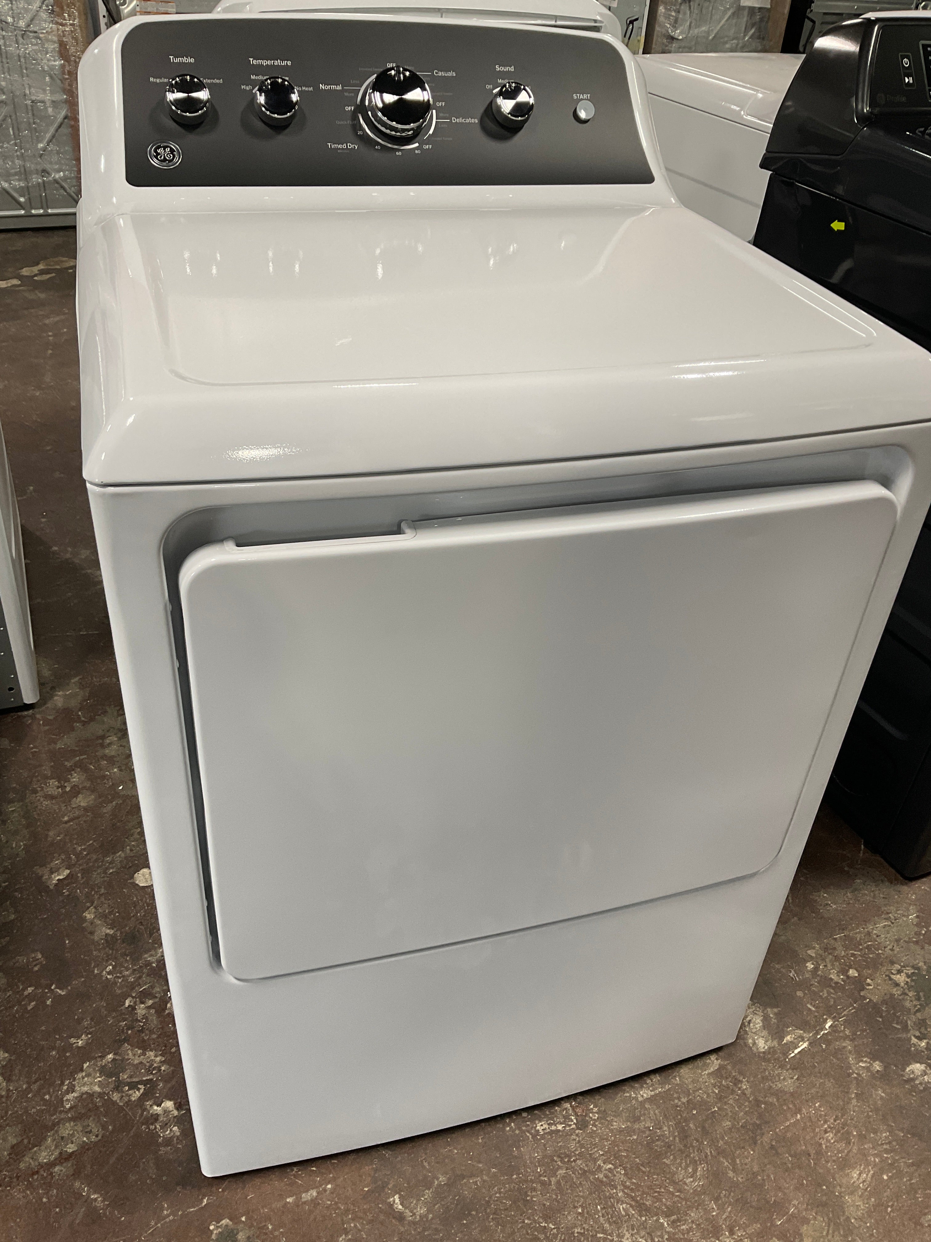 Front view, door closed