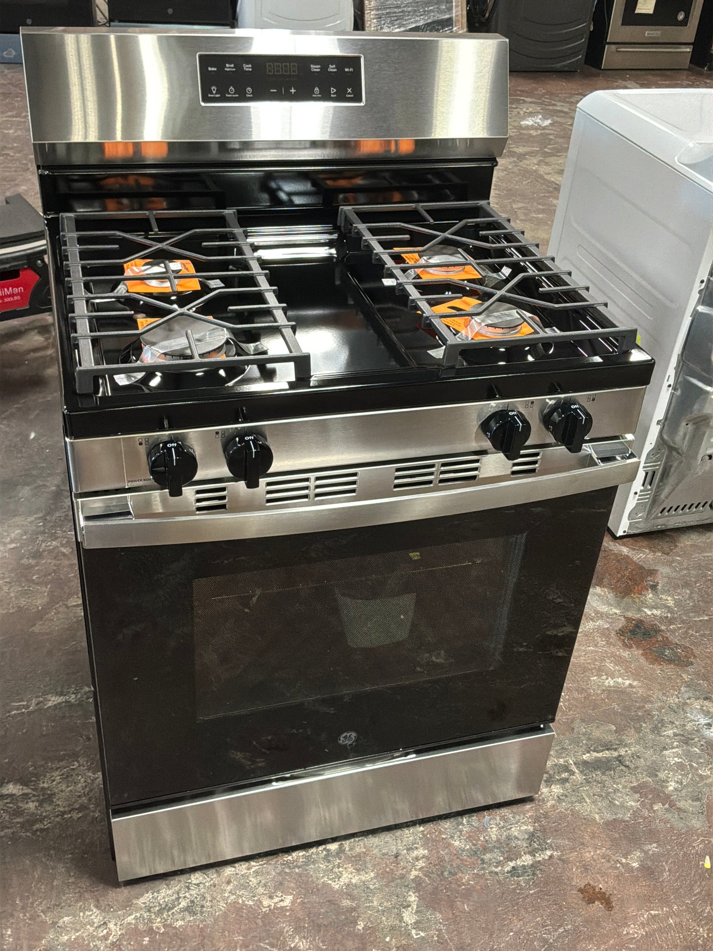 Front view, oven-door closed