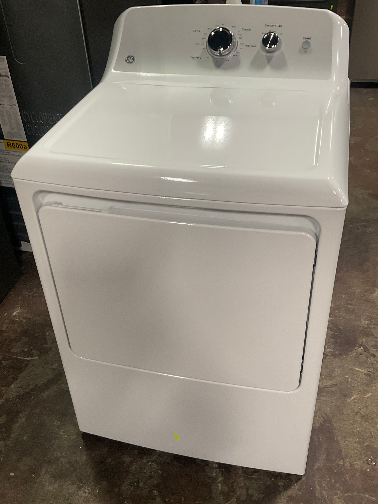 Front view, door closed