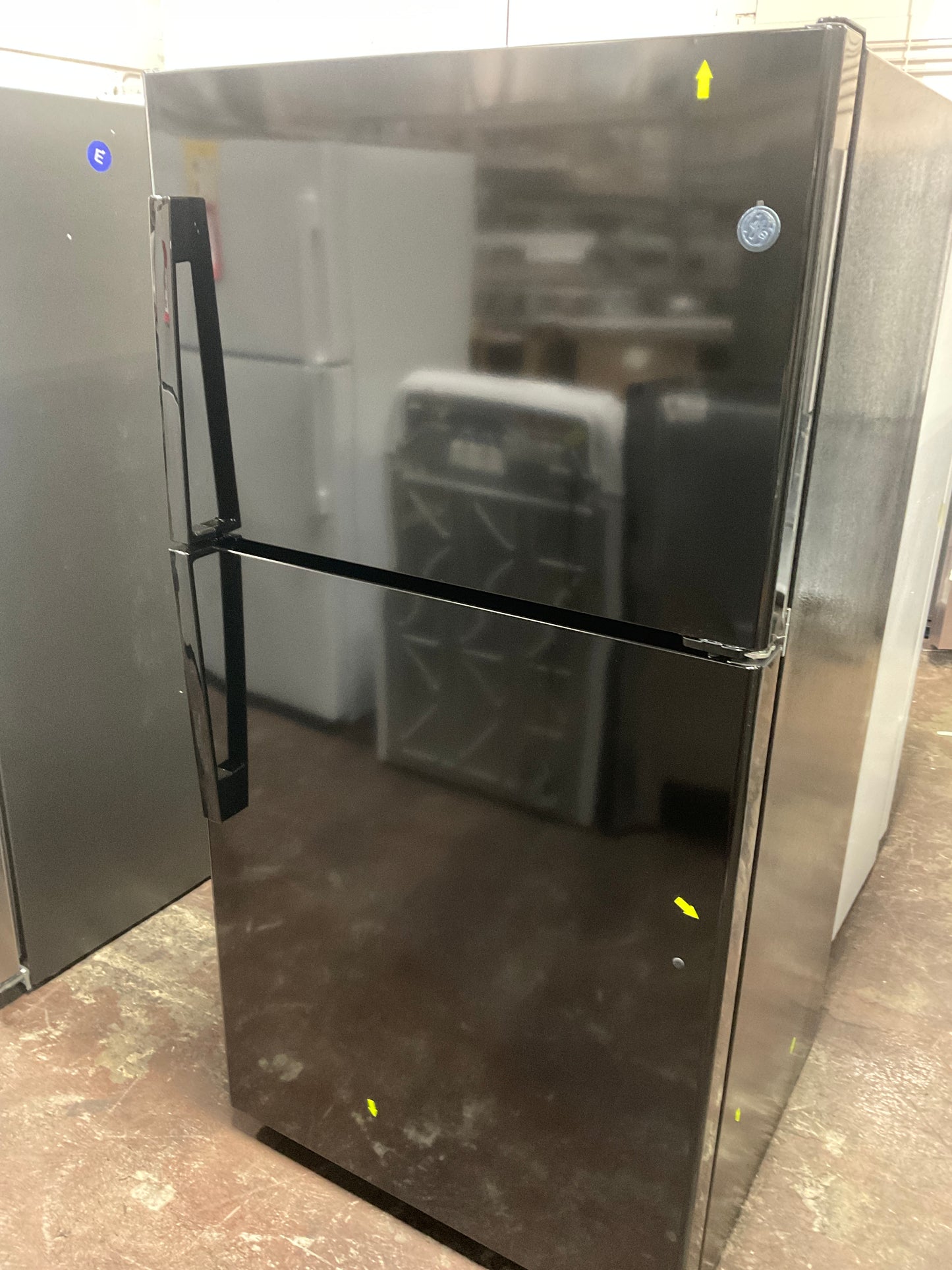 Front view, door closed