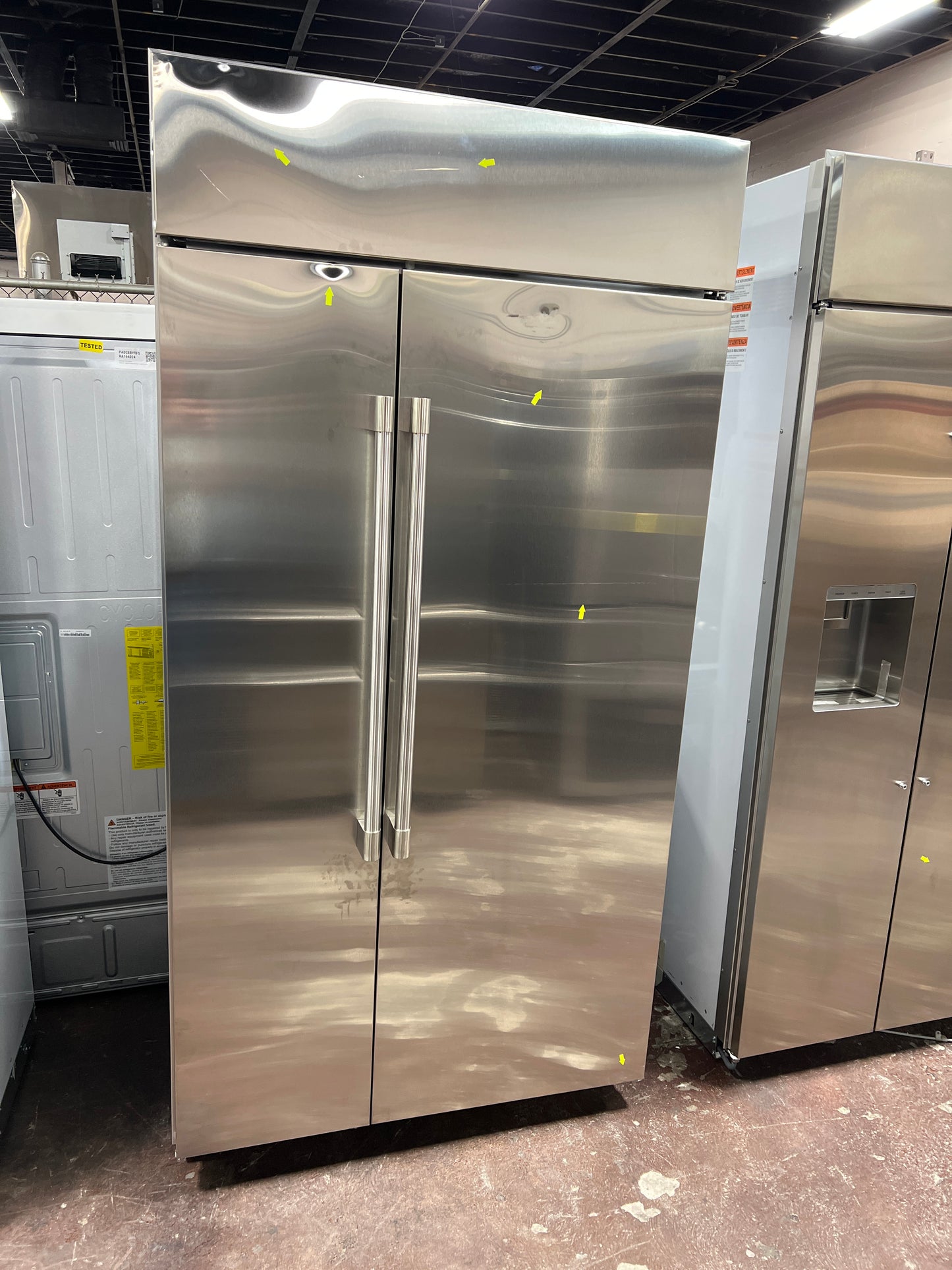 Front view, door closed