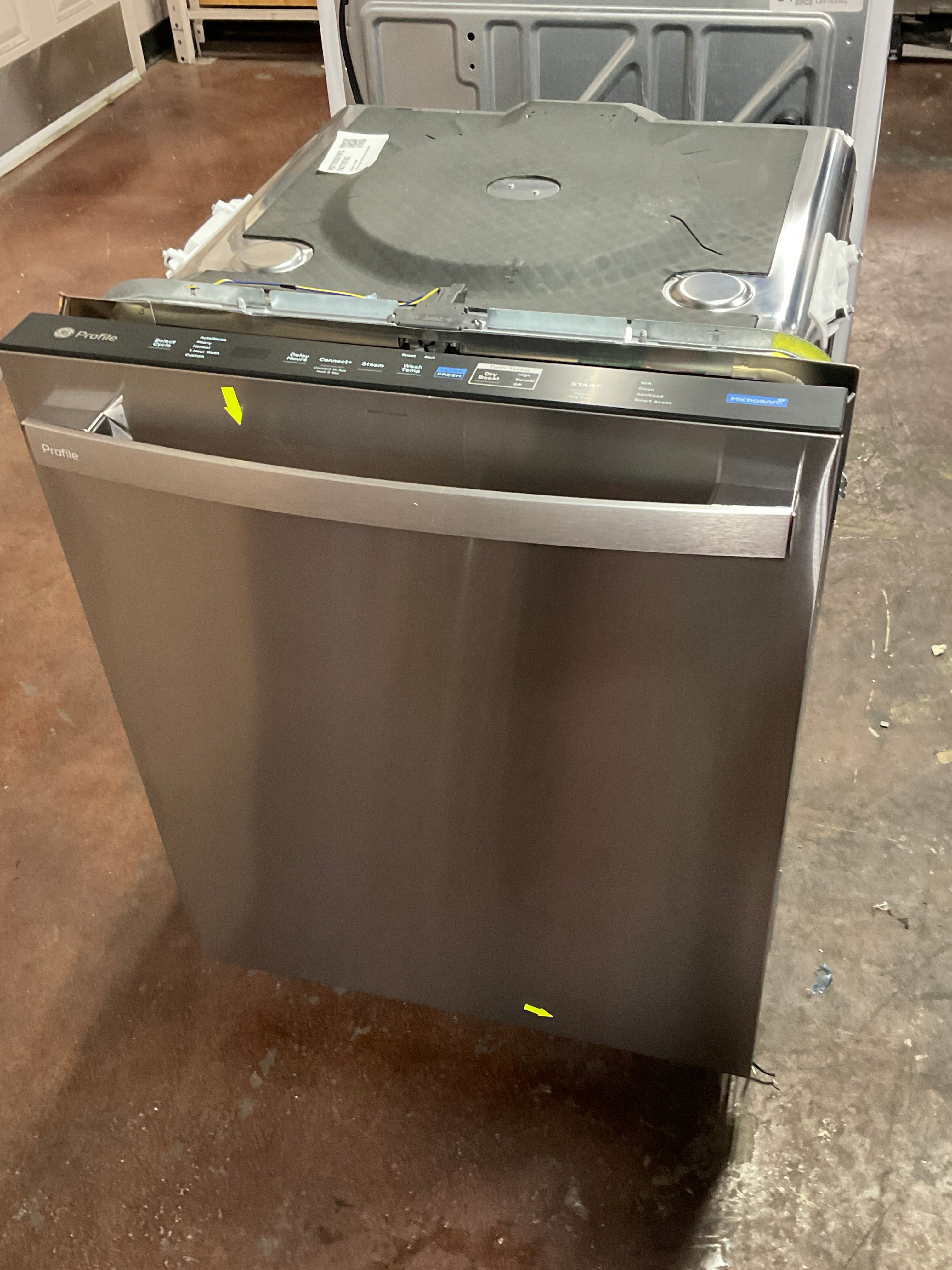 Front view, doors closed