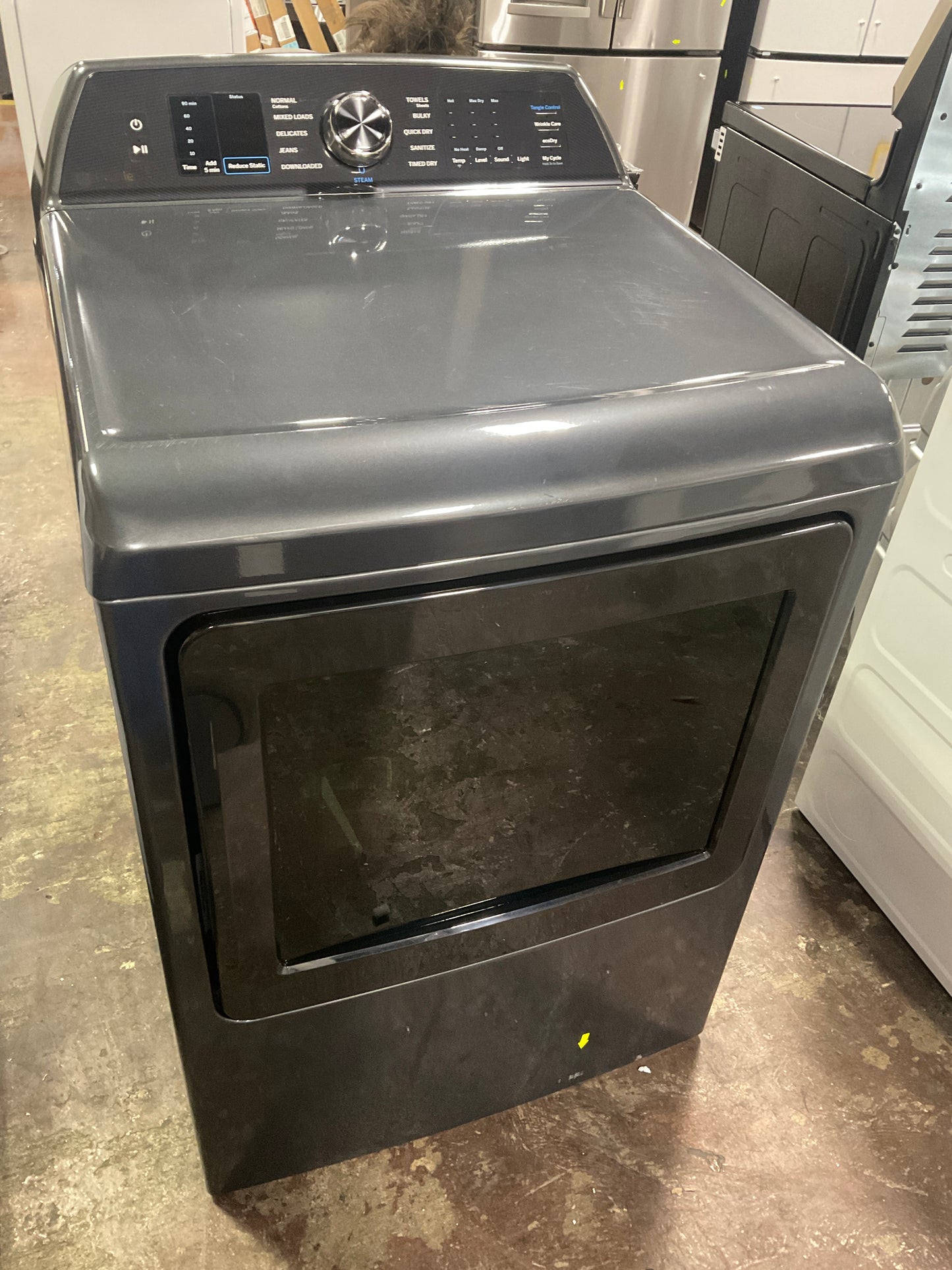 Front view, door closed