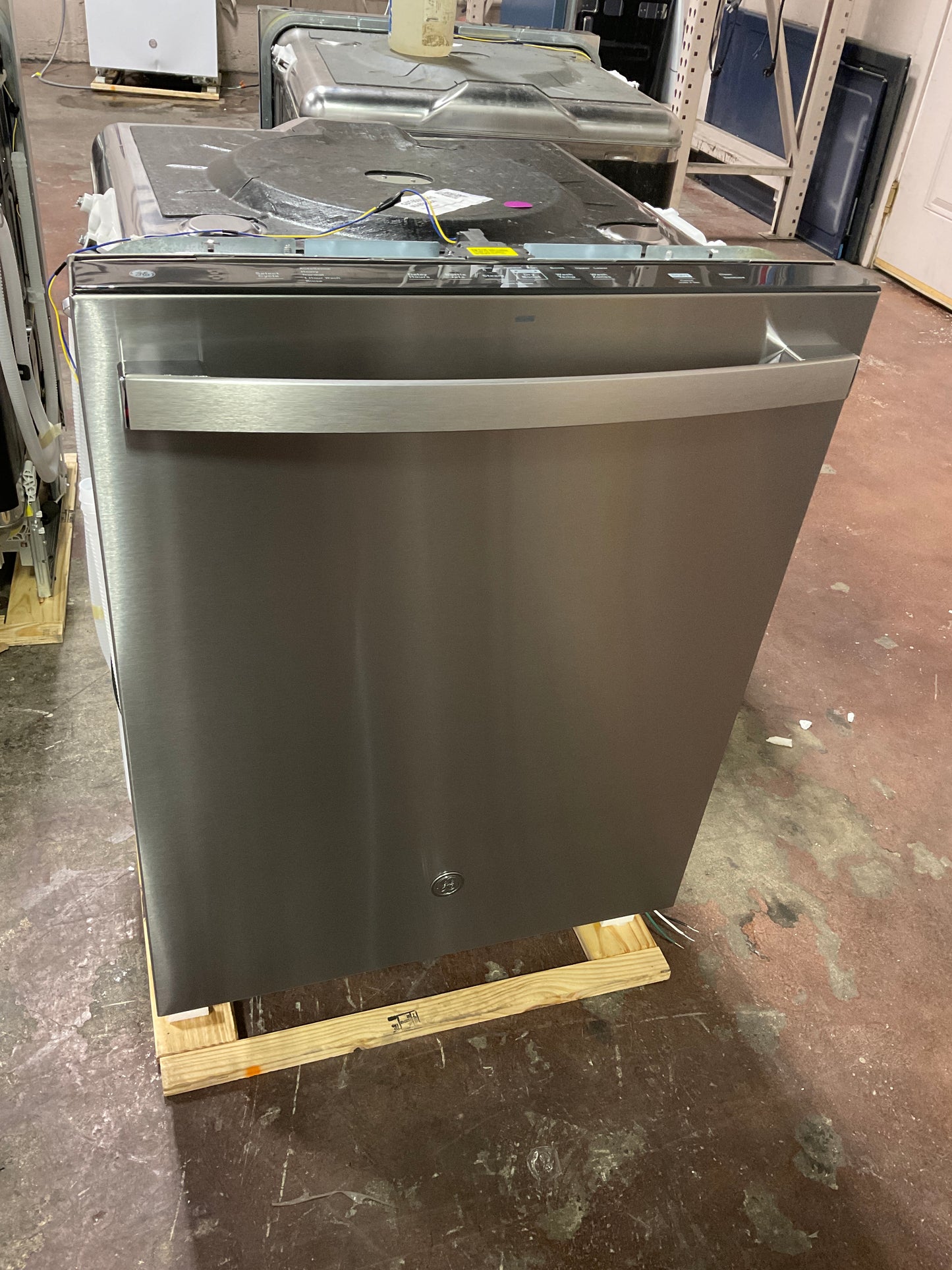 Front view, doors closed