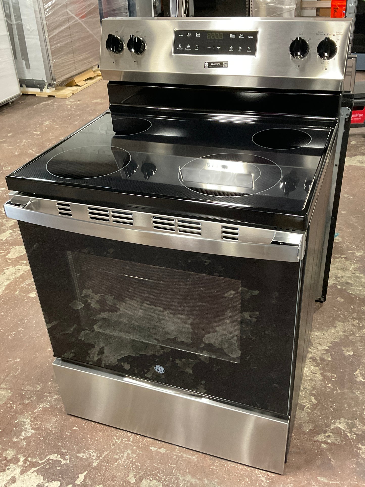 Front view, oven-door closed